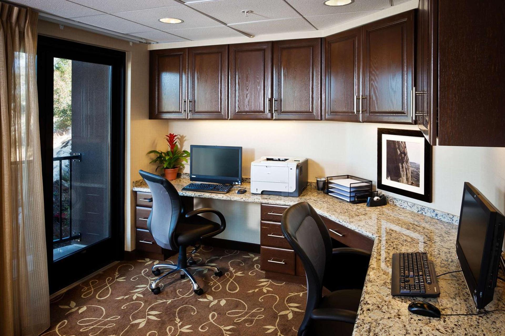 Hampton Inn & Suites Arroyo Grande photo 30