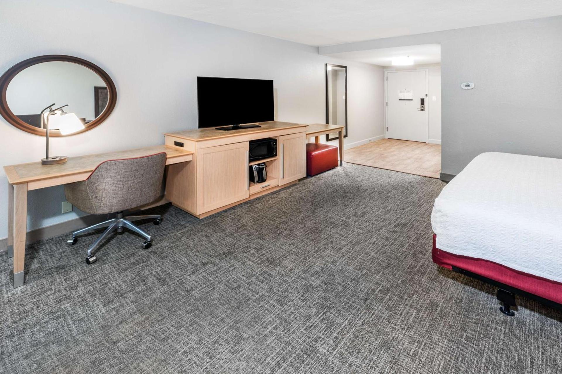 Hampton Inn Sulphur Lake Charles photo 18