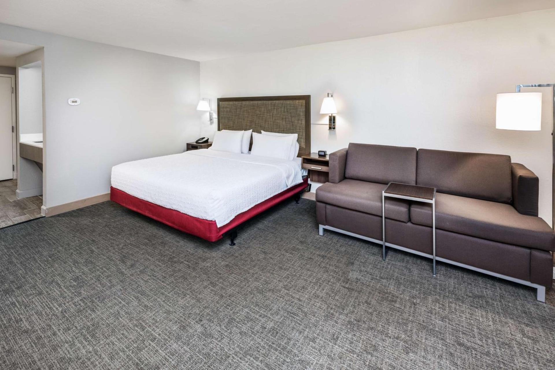 Hampton Inn Sulphur Lake Charles photo 22