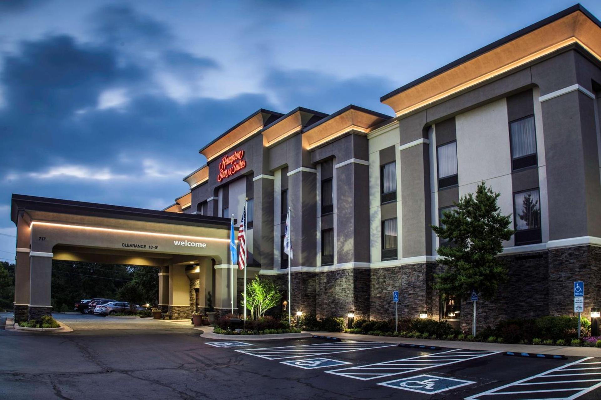 Hampton Inn & Suites Stillwater photo 2