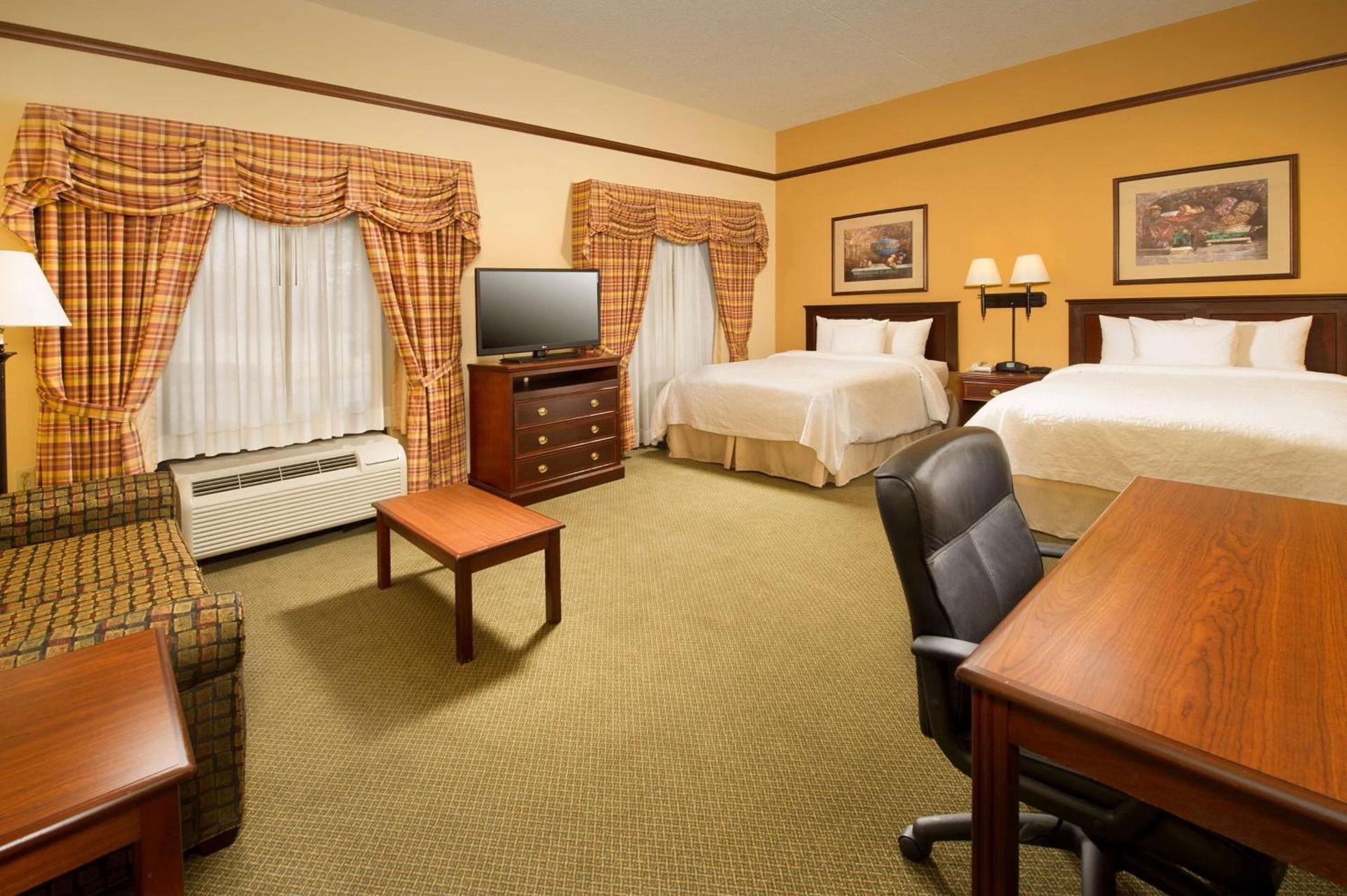 Hampton Inn & Suites Stillwater photo 22