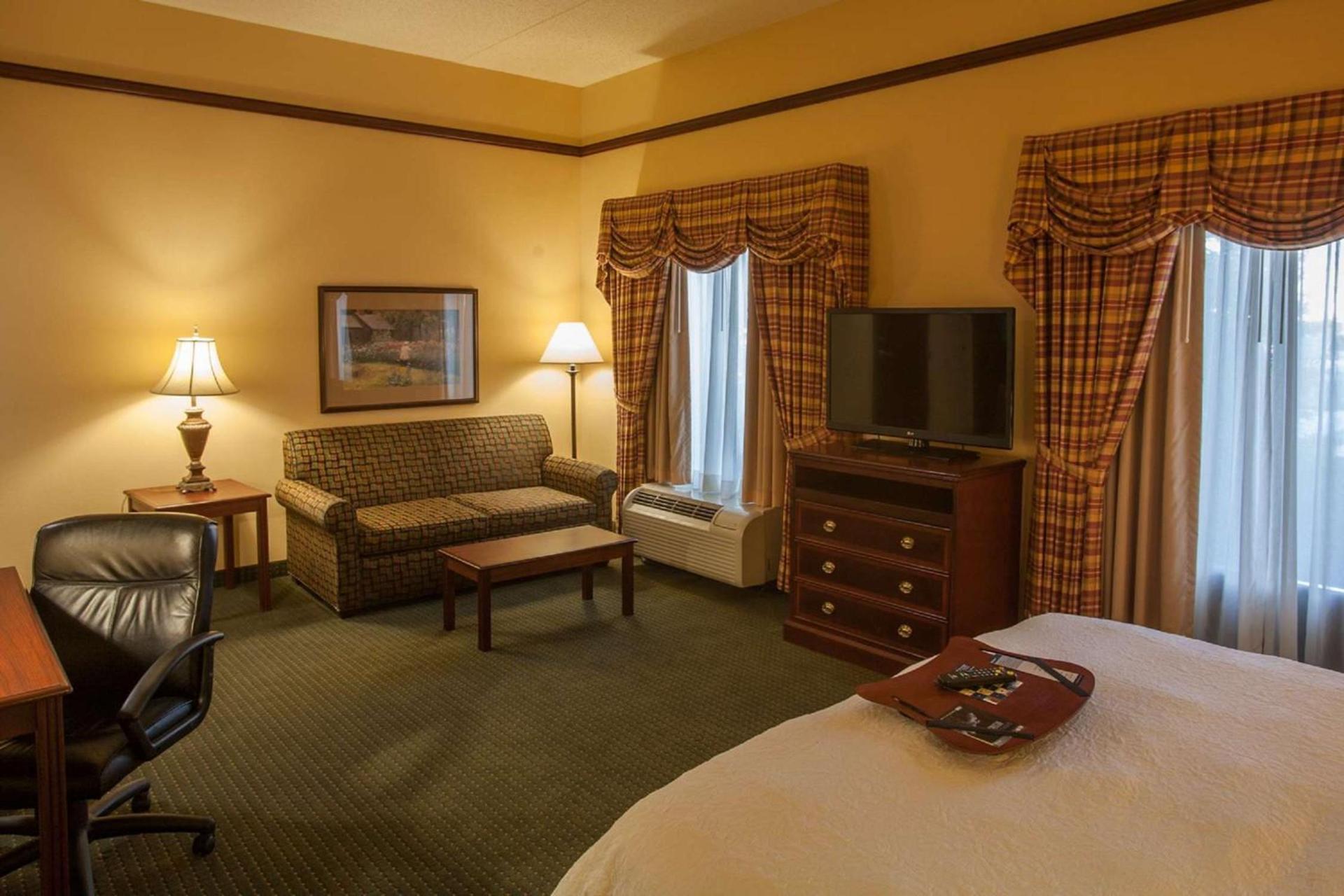 Hampton Inn & Suites Stillwater photo 25