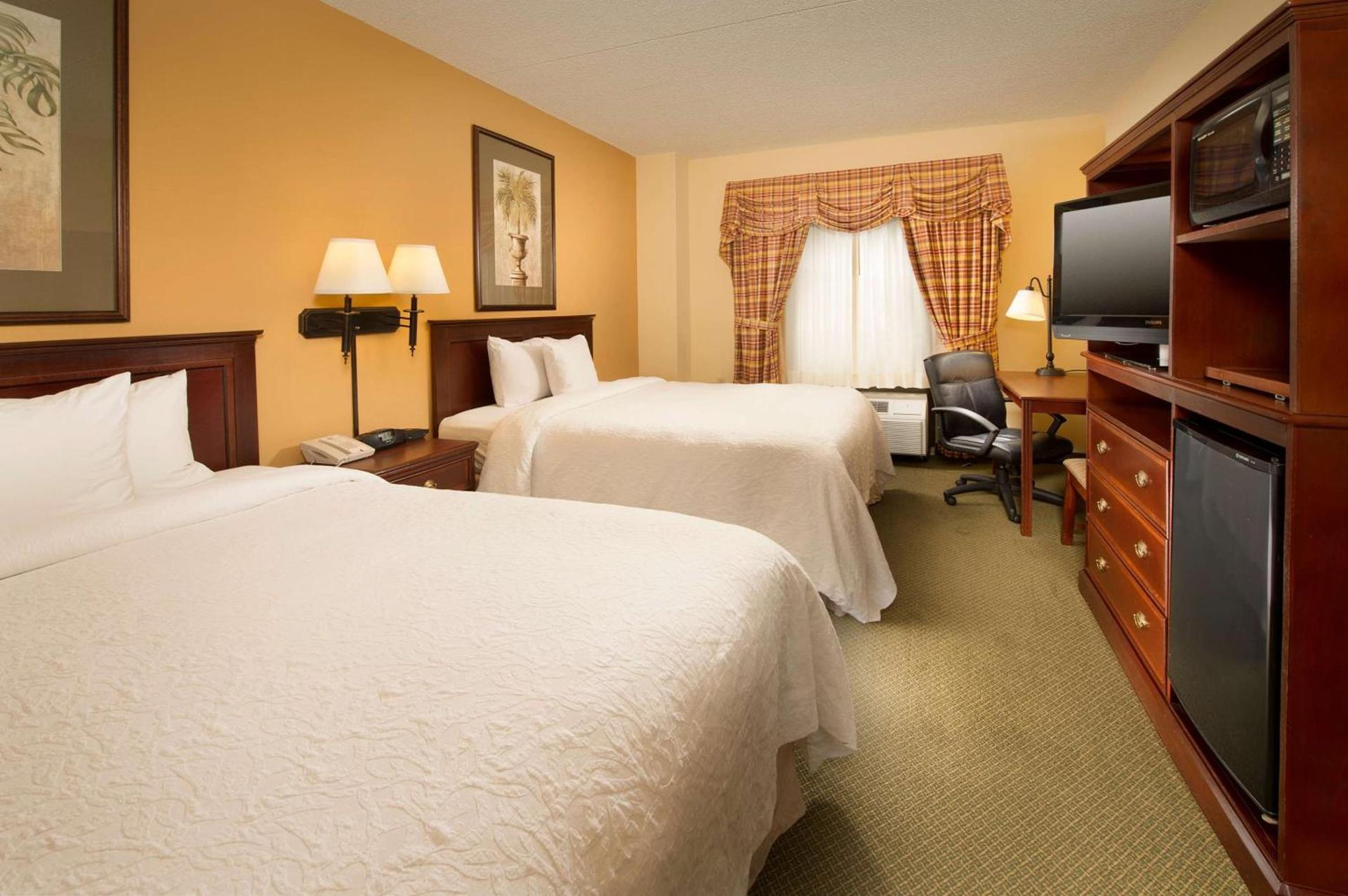 Hampton Inn & Suites Stillwater photo 36
