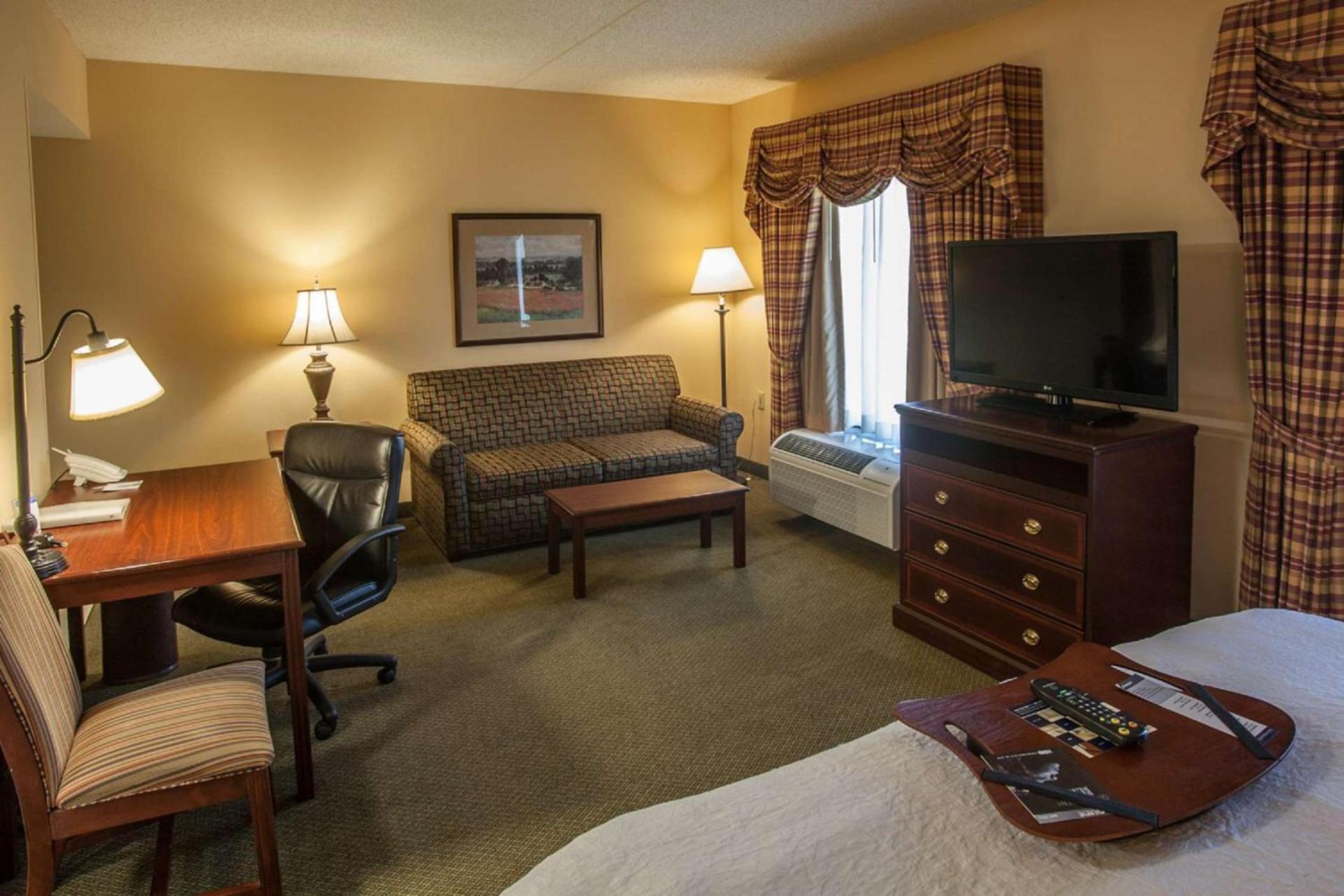 Hampton Inn & Suites Stillwater photo 47