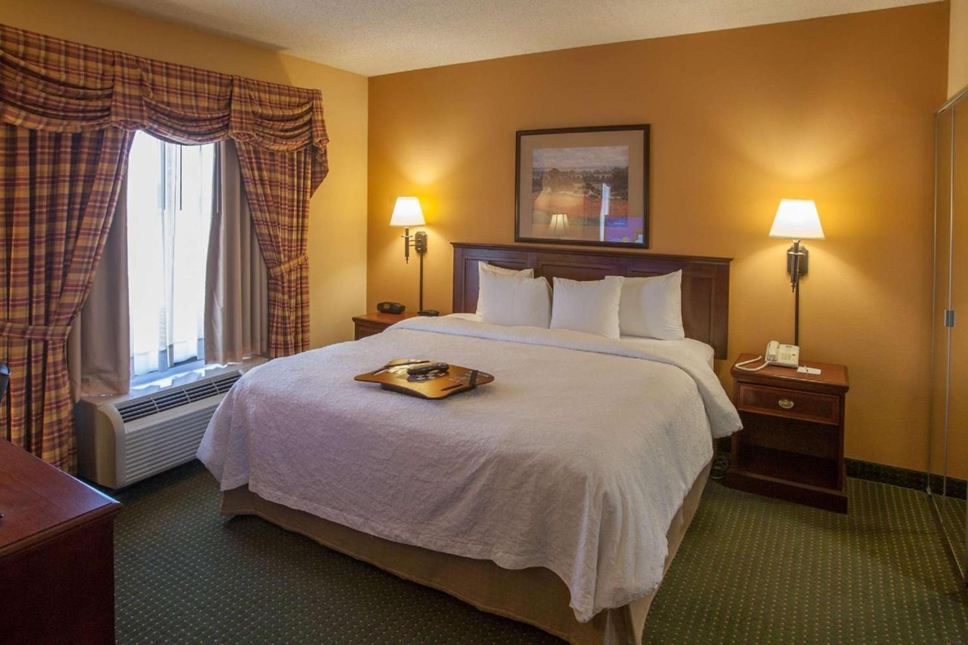 Hampton Inn & Suites Stillwater photo 56