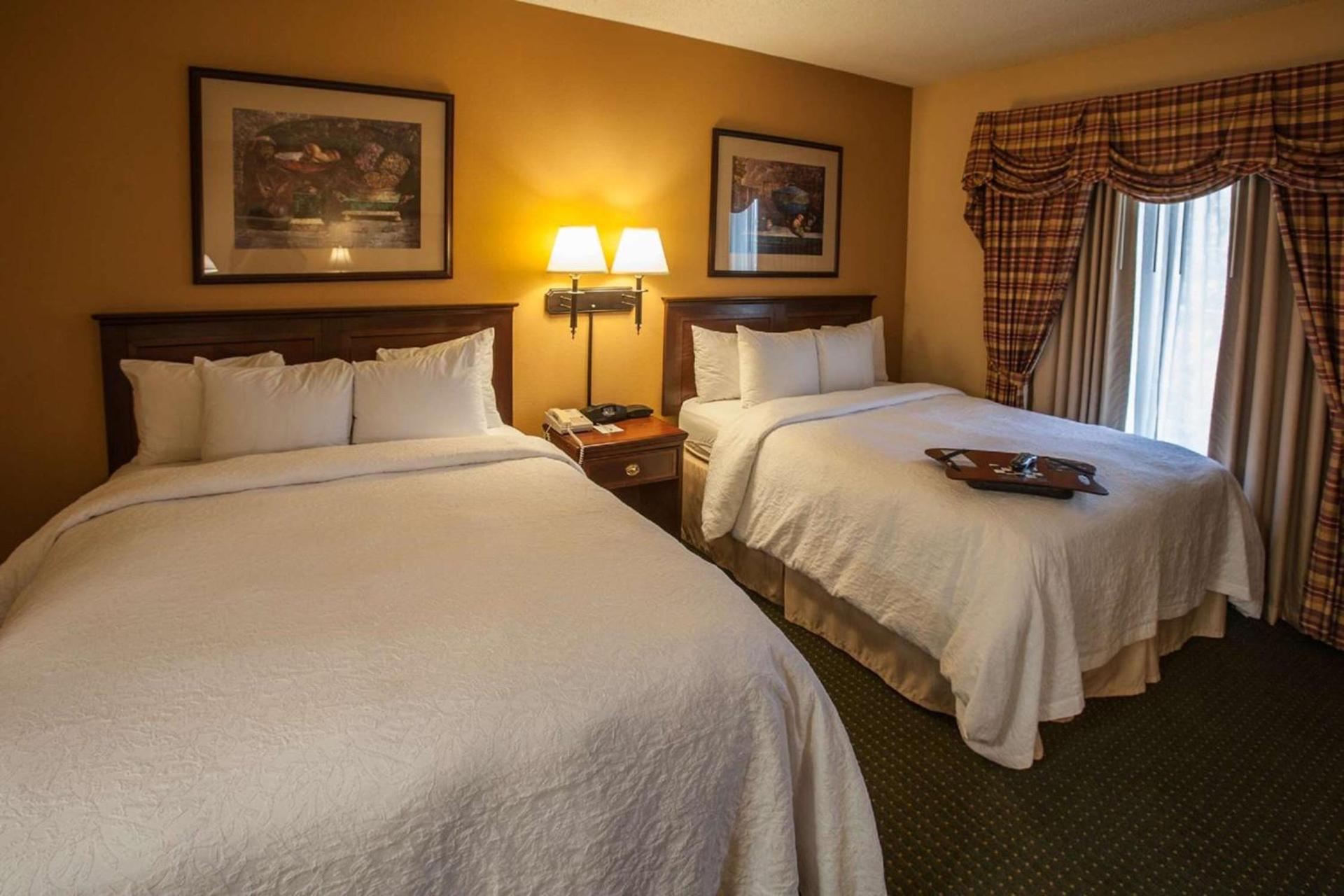 Hampton Inn & Suites Stillwater photo 59