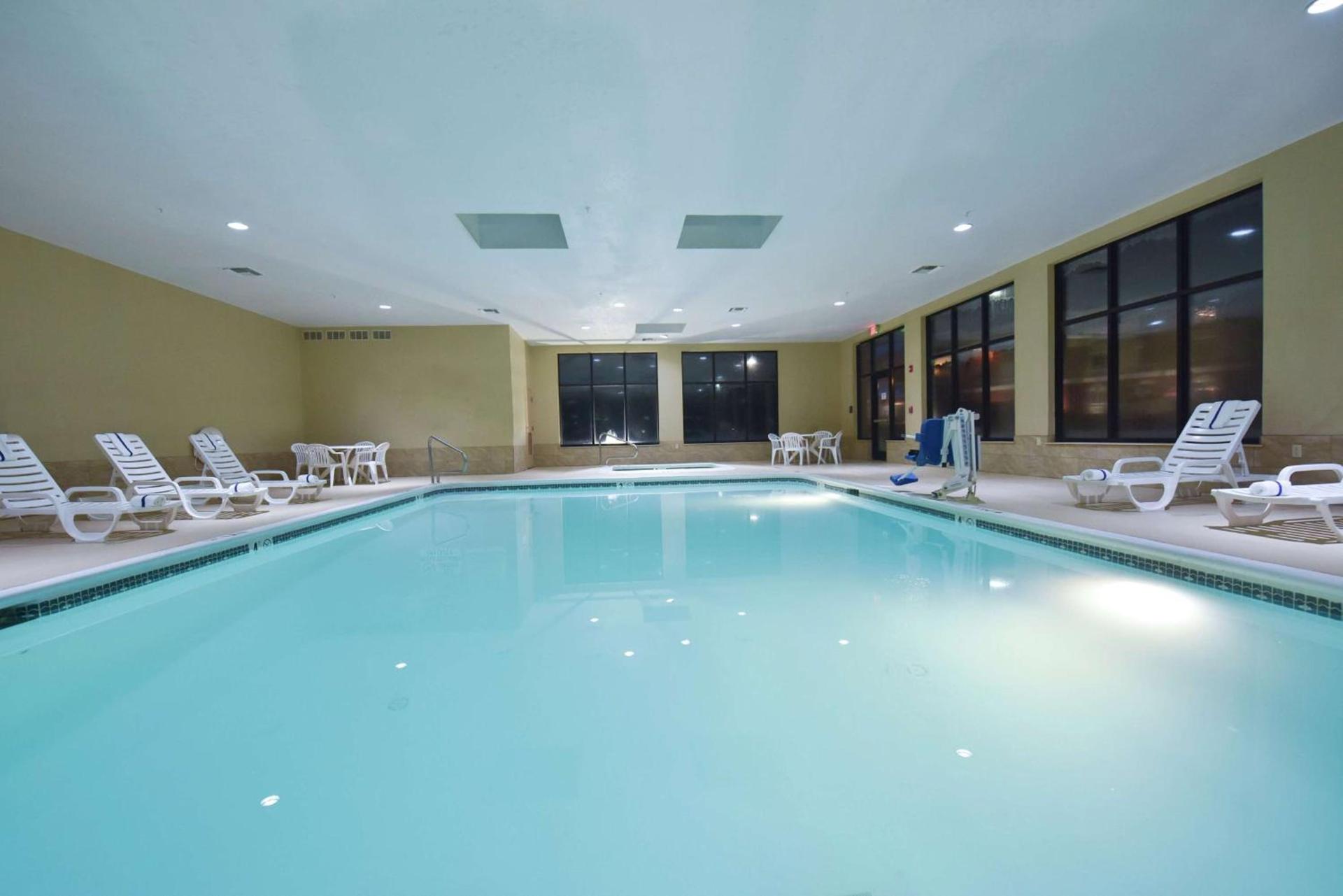 Hampton Inn Selma photo 5