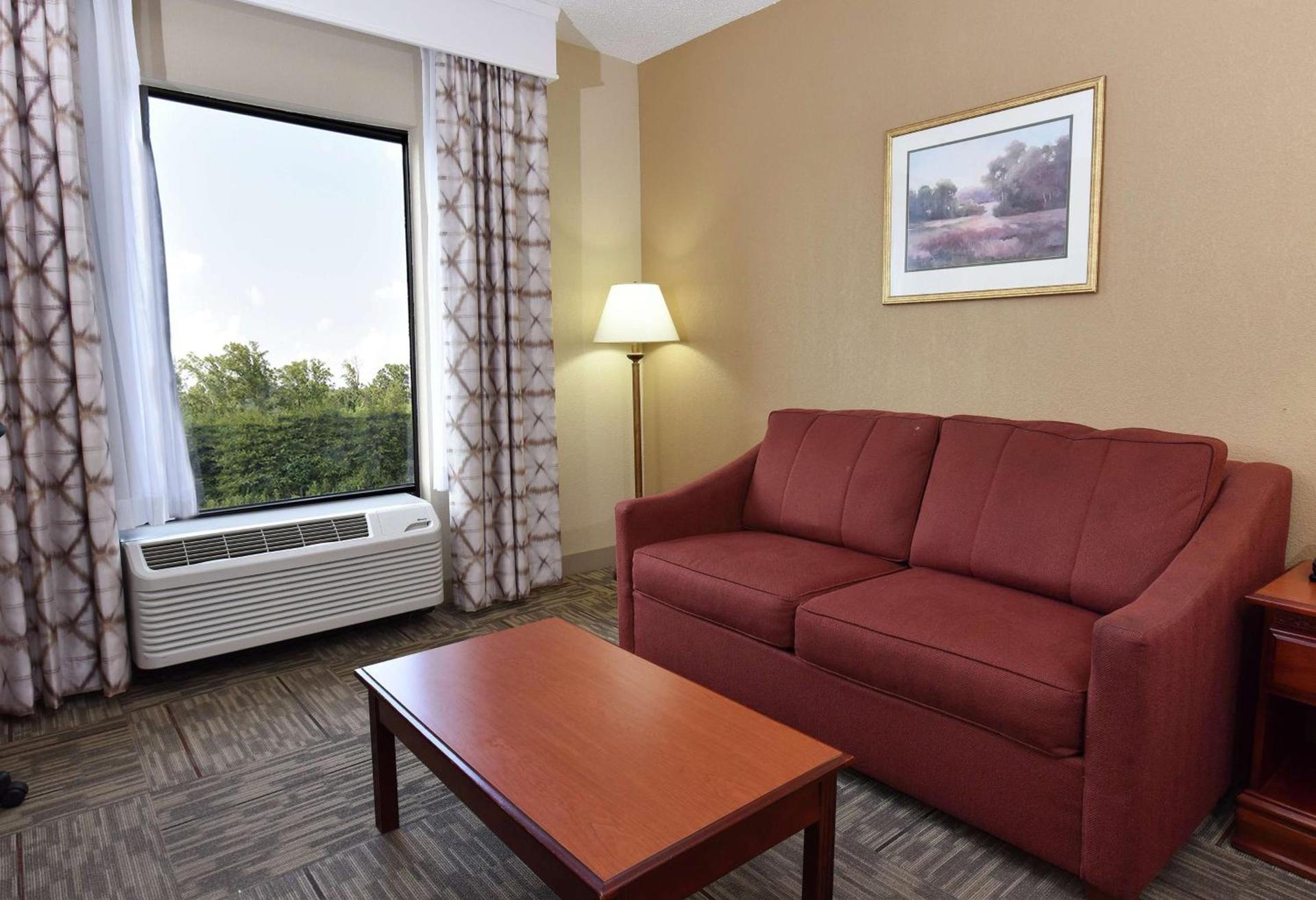Hampton Inn Selma photo 12