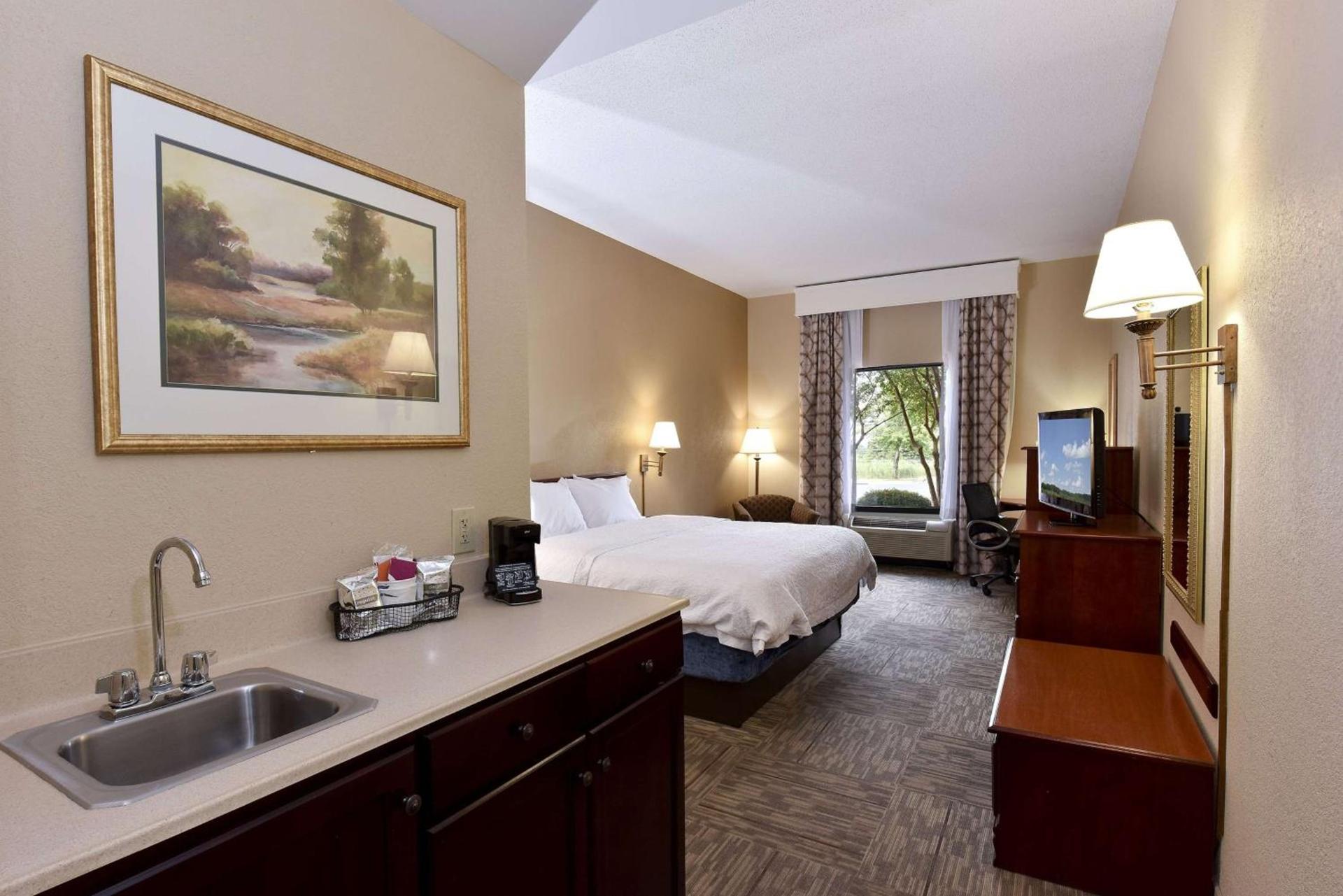 Hampton Inn Selma photo 50