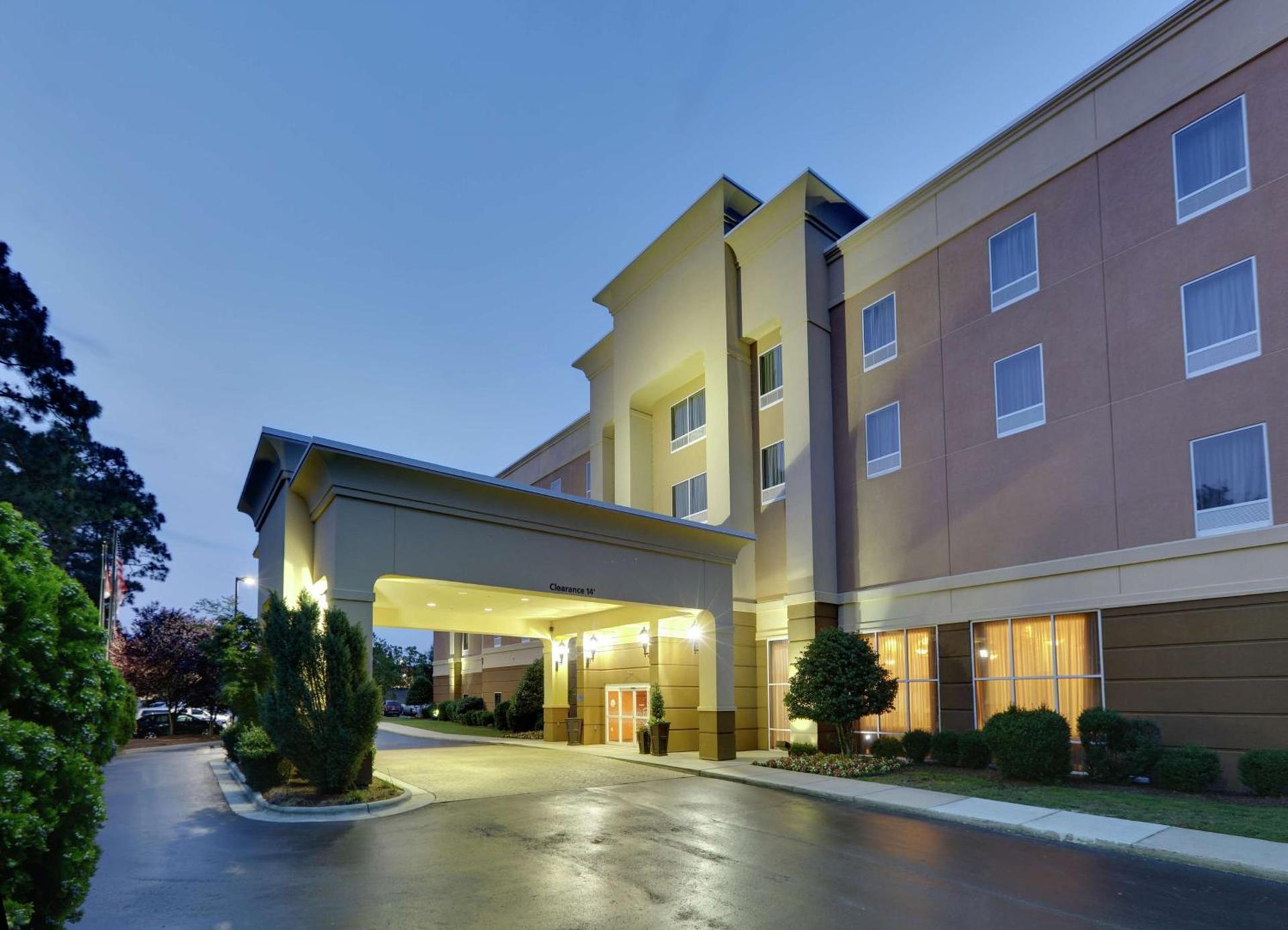 Hampton Inn & Suites Southern Pines-Pinehurst photo 3