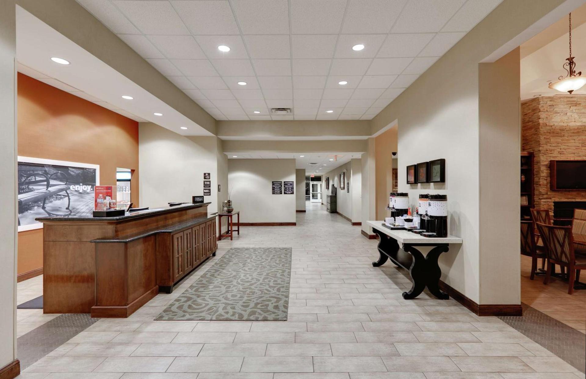 Hampton Inn & Suites Southern Pines-Pinehurst photo 8