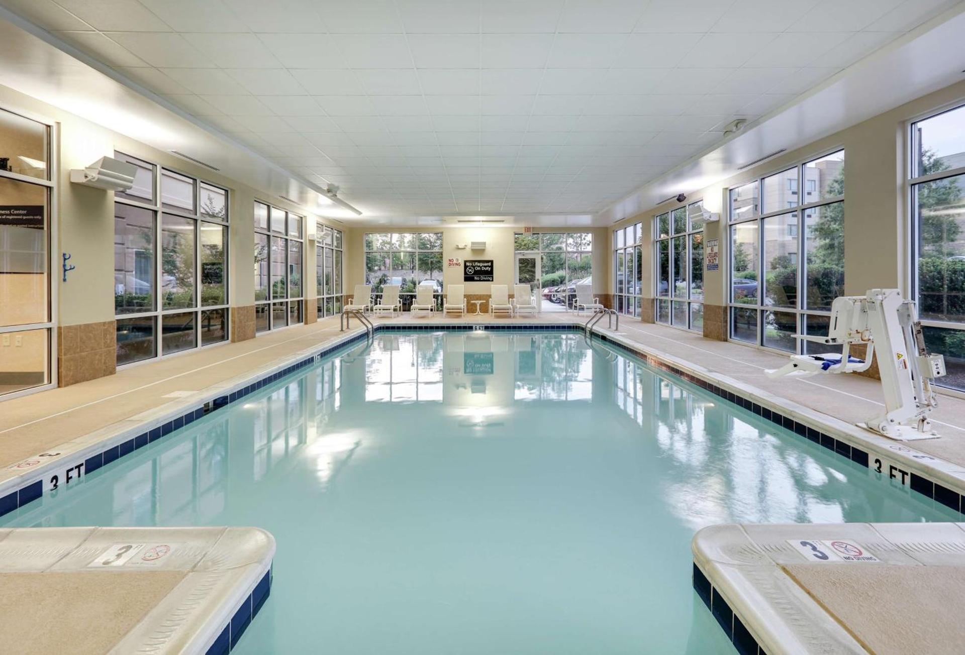 Hampton Inn & Suites Southern Pines-Pinehurst photo 9