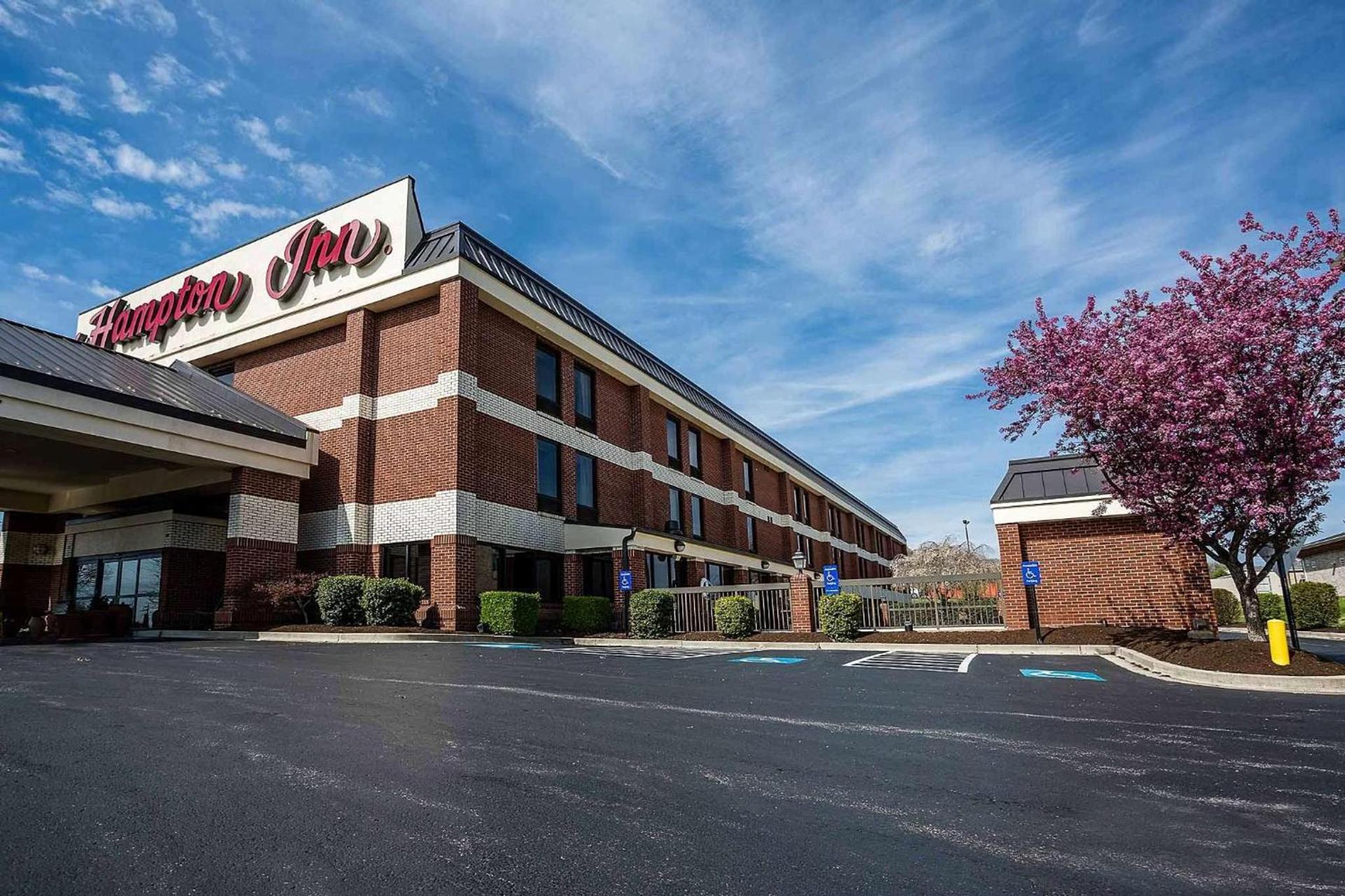 Hampton Inn Somerset photo 2