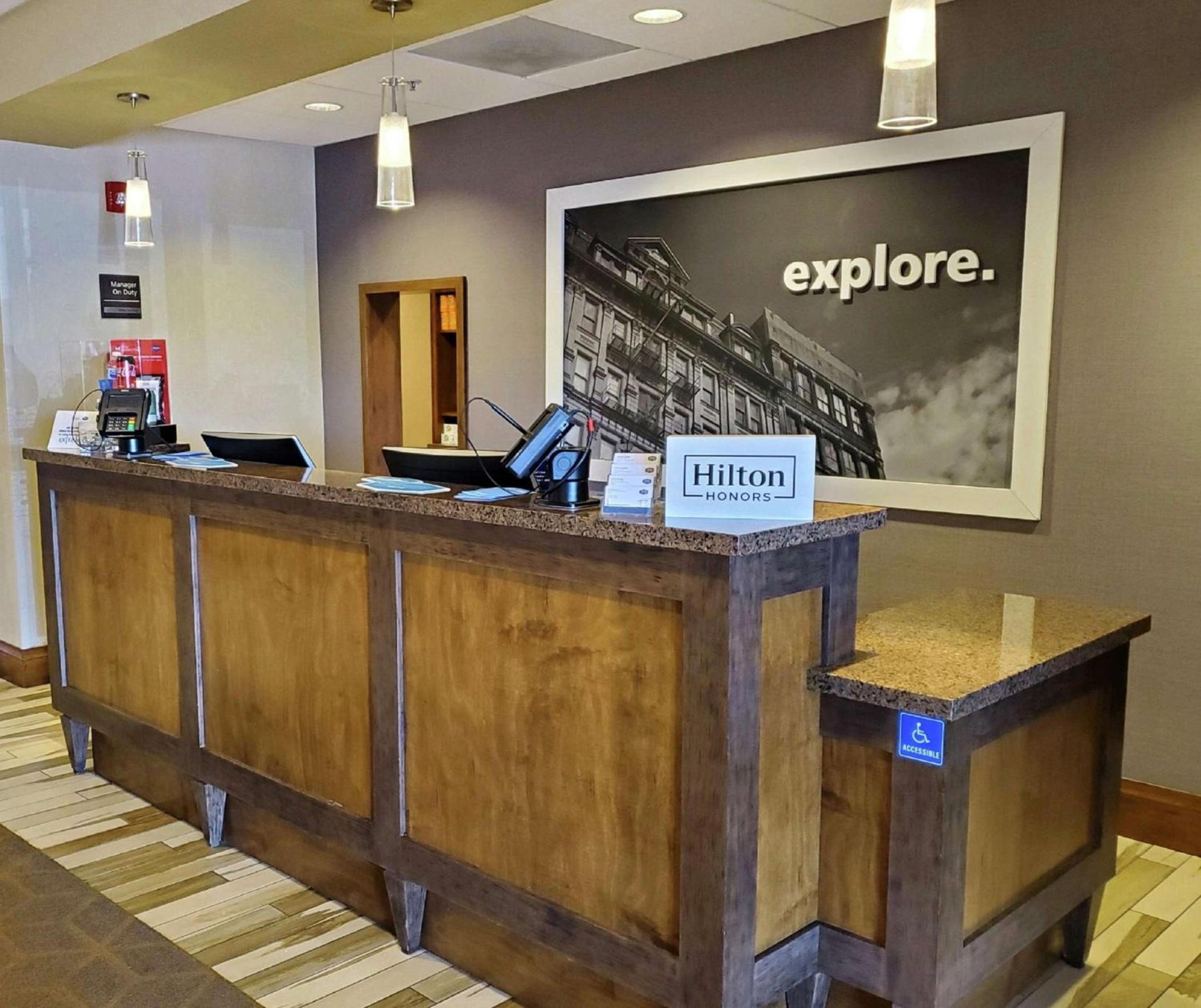 Hampton Inn & Suites Salinas photo 2