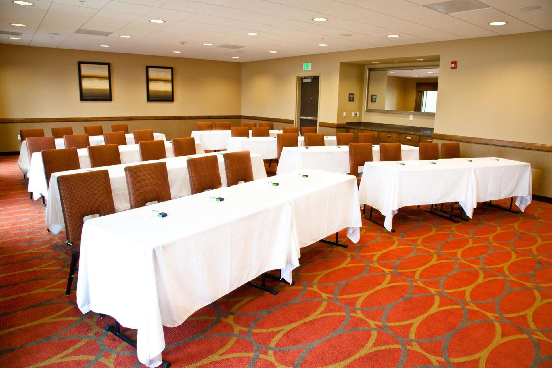 Hampton Inn & Suites Salinas photo 24
