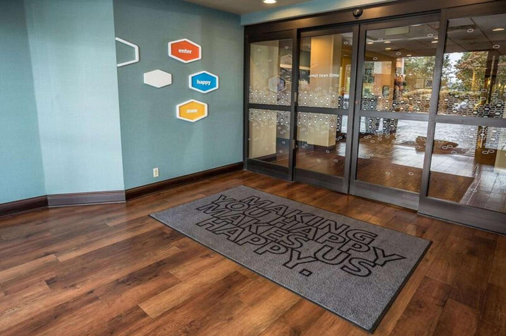Hampton Inn Somerset photo 15