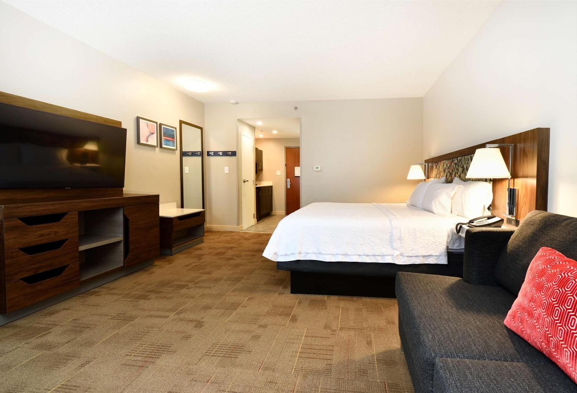 Hampton Inn Santee-I-95 photo 33