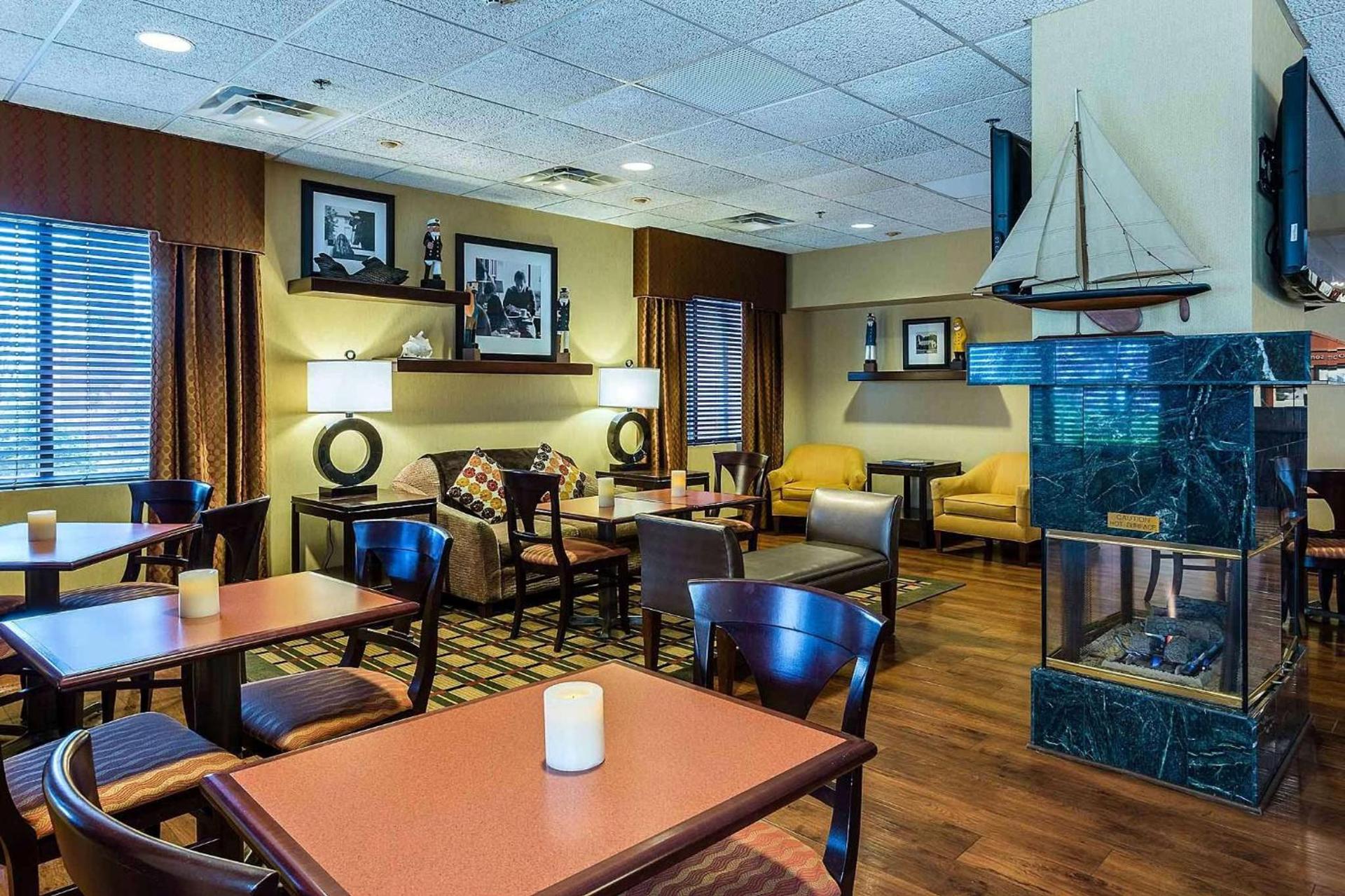 Hampton Inn Somerset photo 46