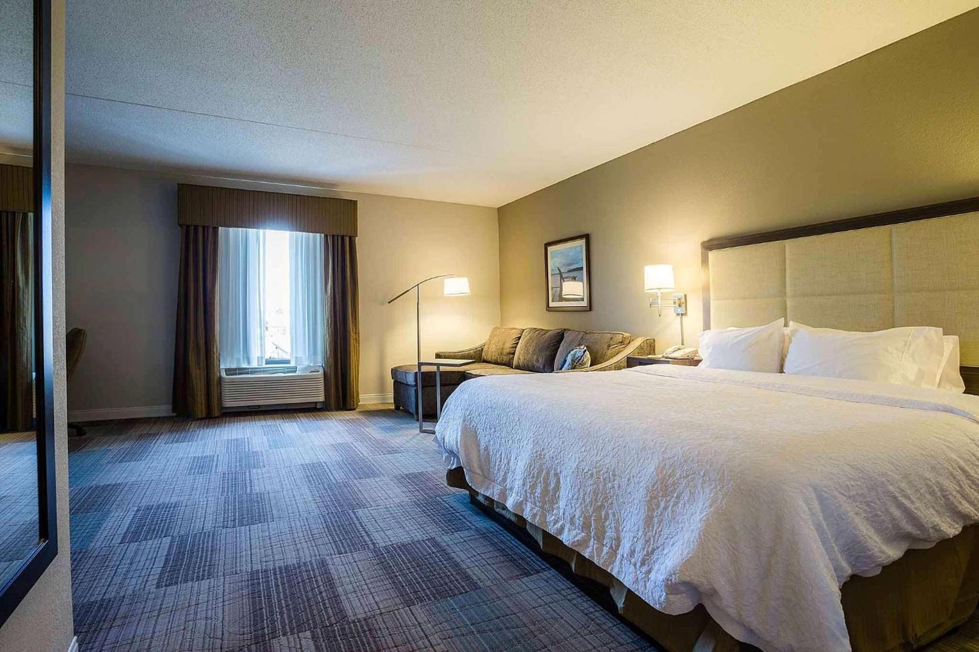Hampton Inn Somerset photo 47