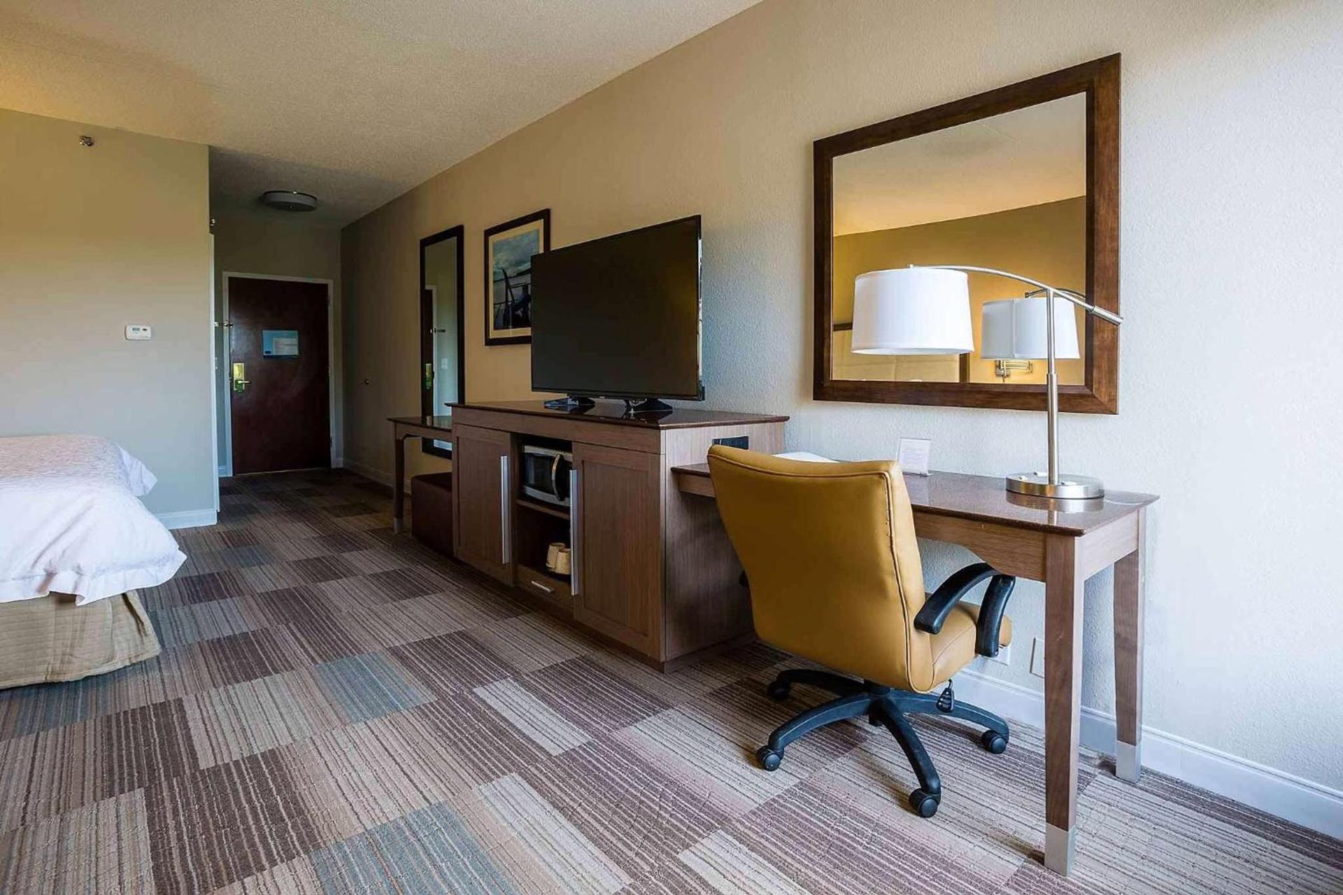 Hampton Inn Somerset photo 50