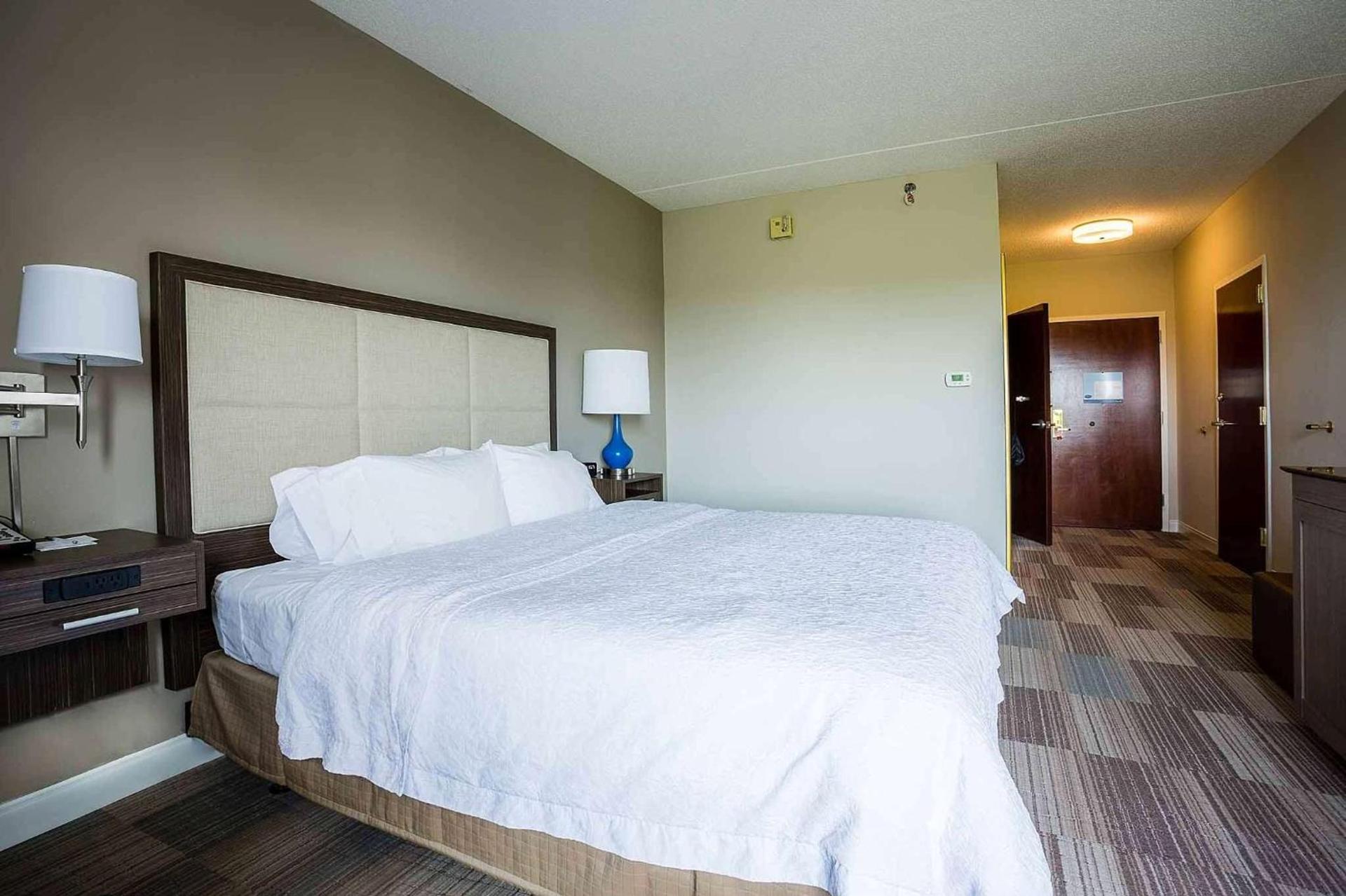 Hampton Inn Somerset photo 60