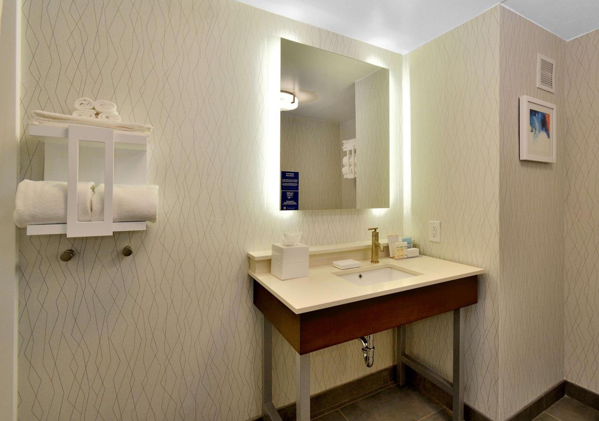 Hampton Inn Santee-I-95 photo 49