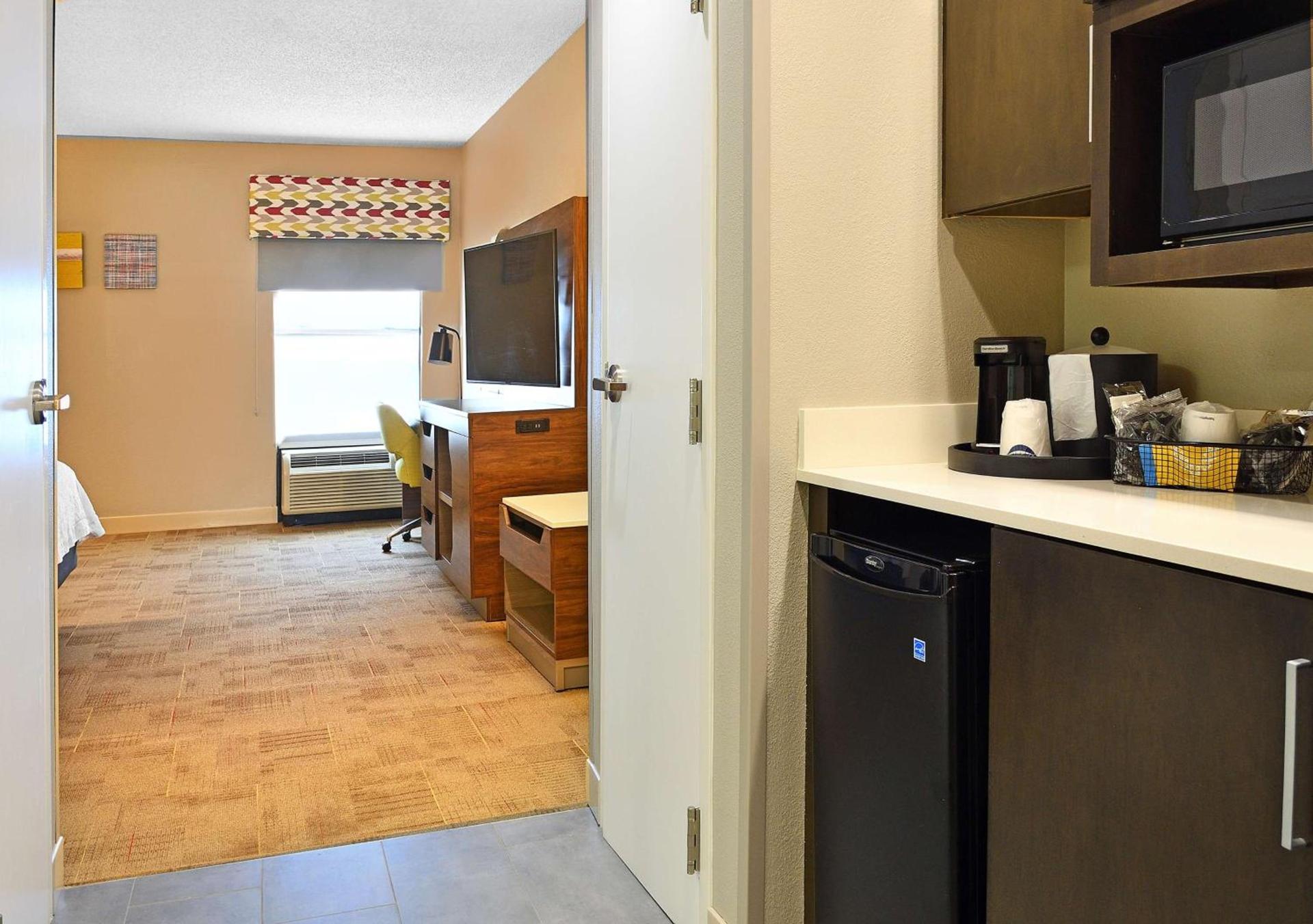 Hampton Inn Santee-I-95 photo 55