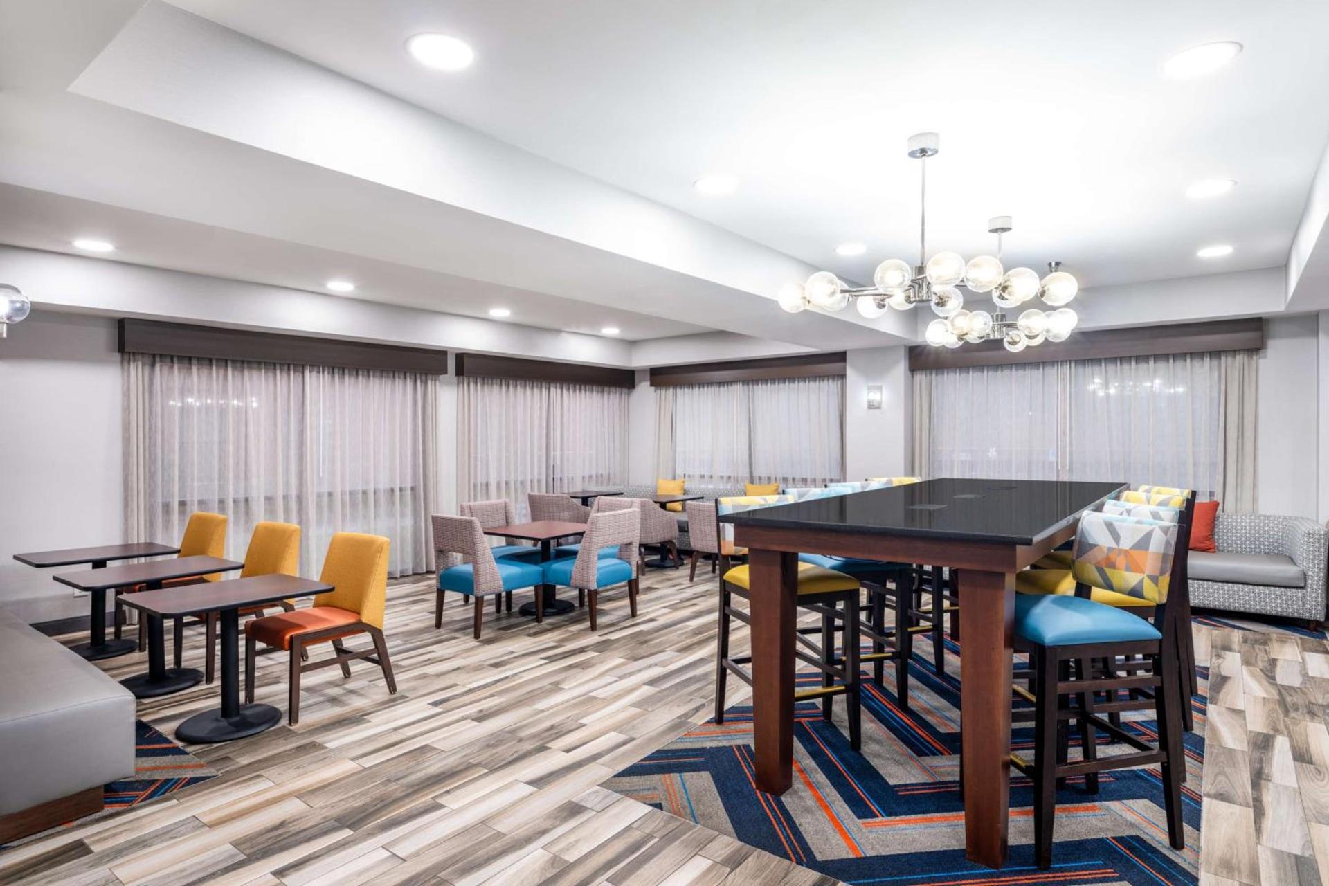 Hampton Inn Sanford photo 9