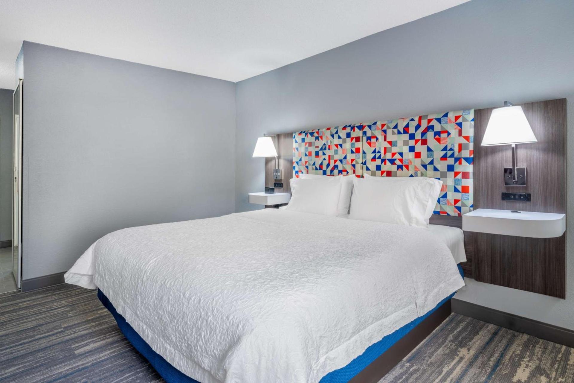 Hampton Inn Sanford photo 17