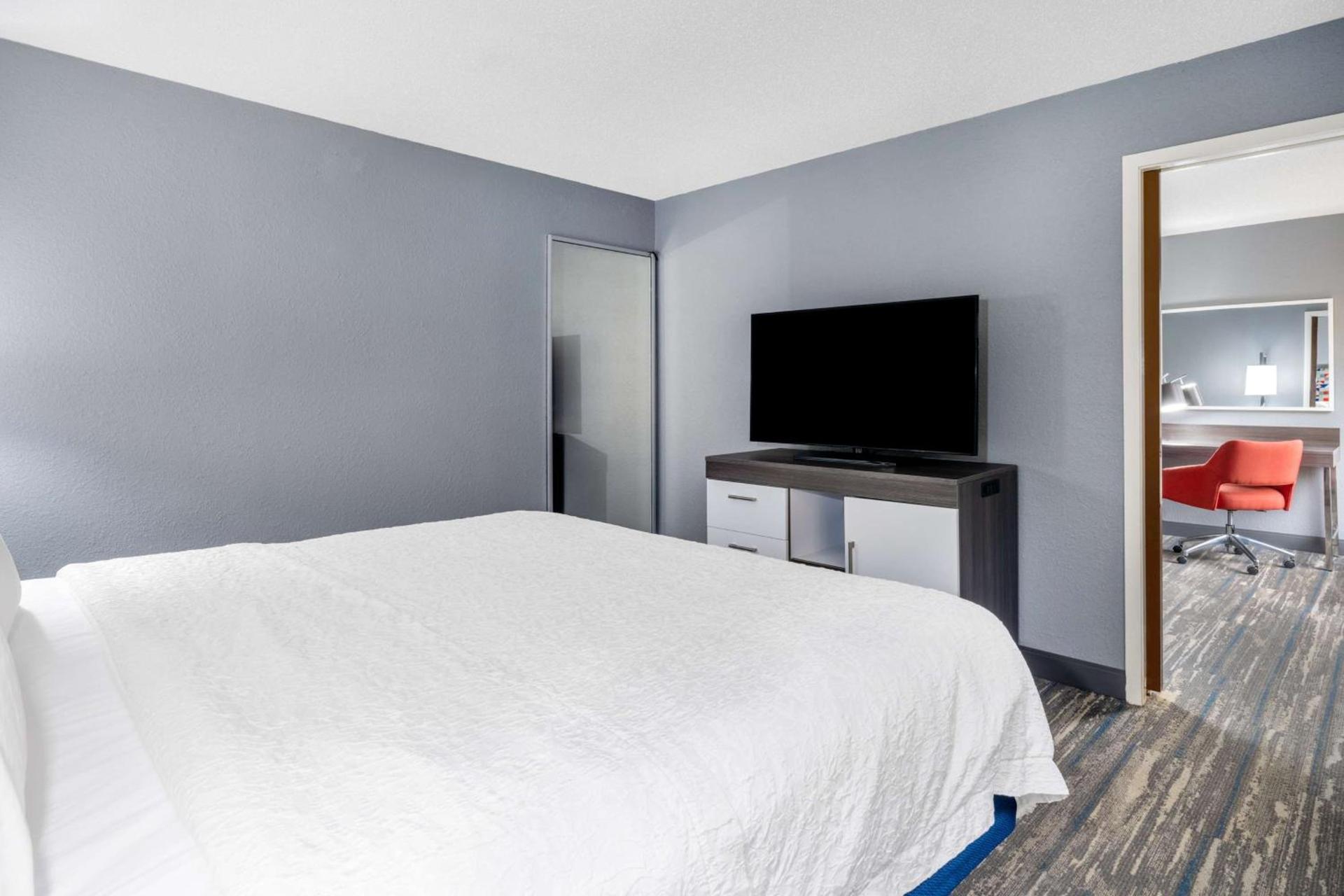 Hampton Inn Sanford photo 27
