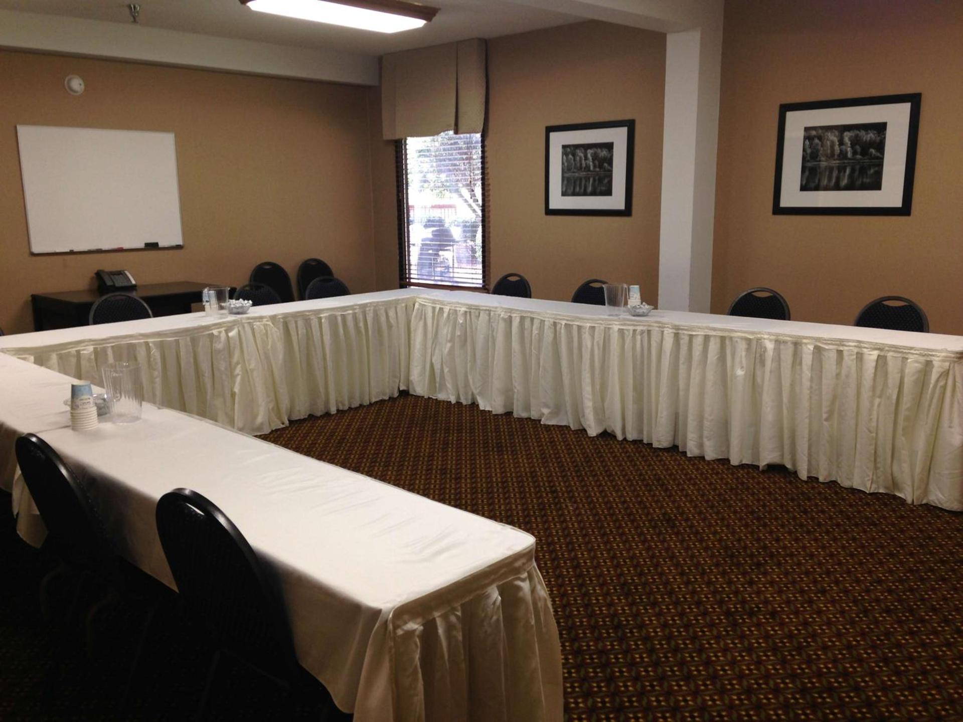 Hampton Inn Sanford photo 39
