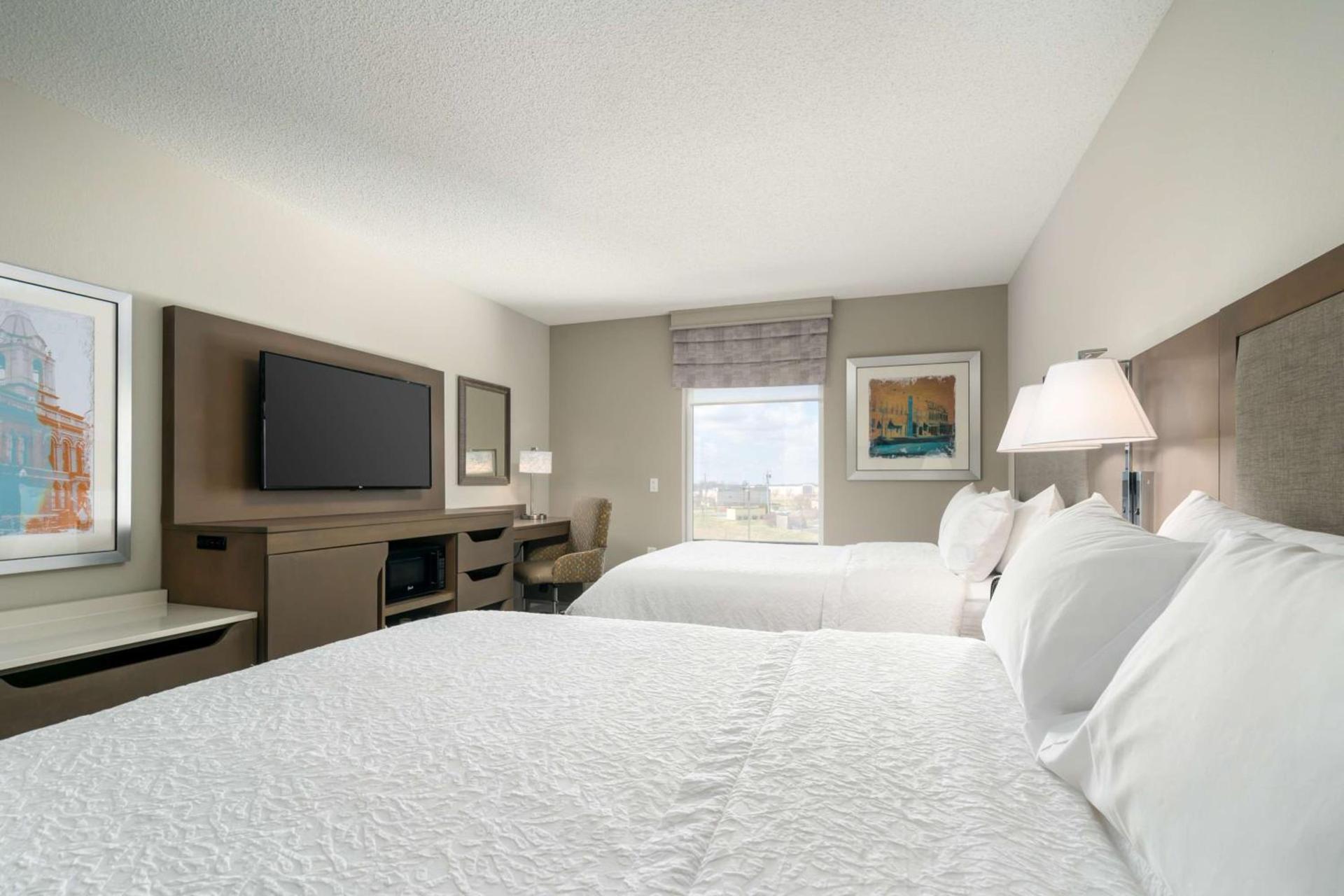 Hampton Inn - Springfield photo 7