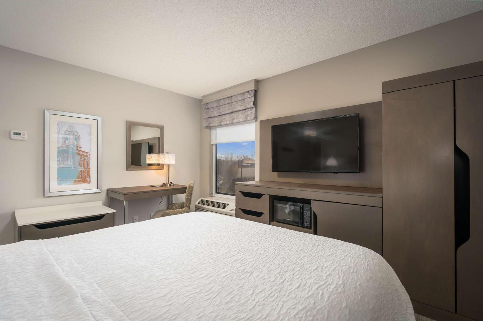 Hampton Inn - Springfield photo 6