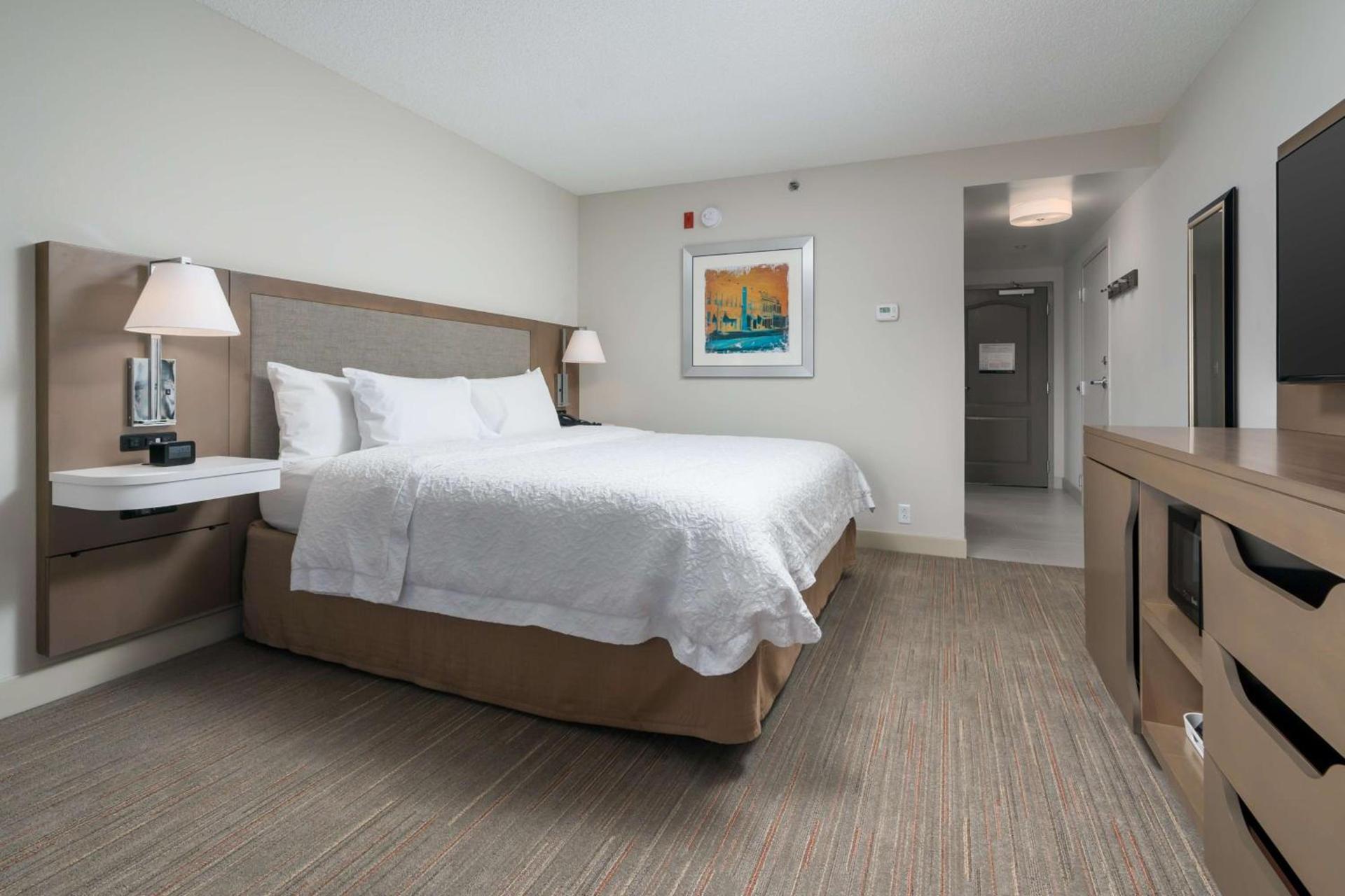 Hampton Inn - Springfield photo 17