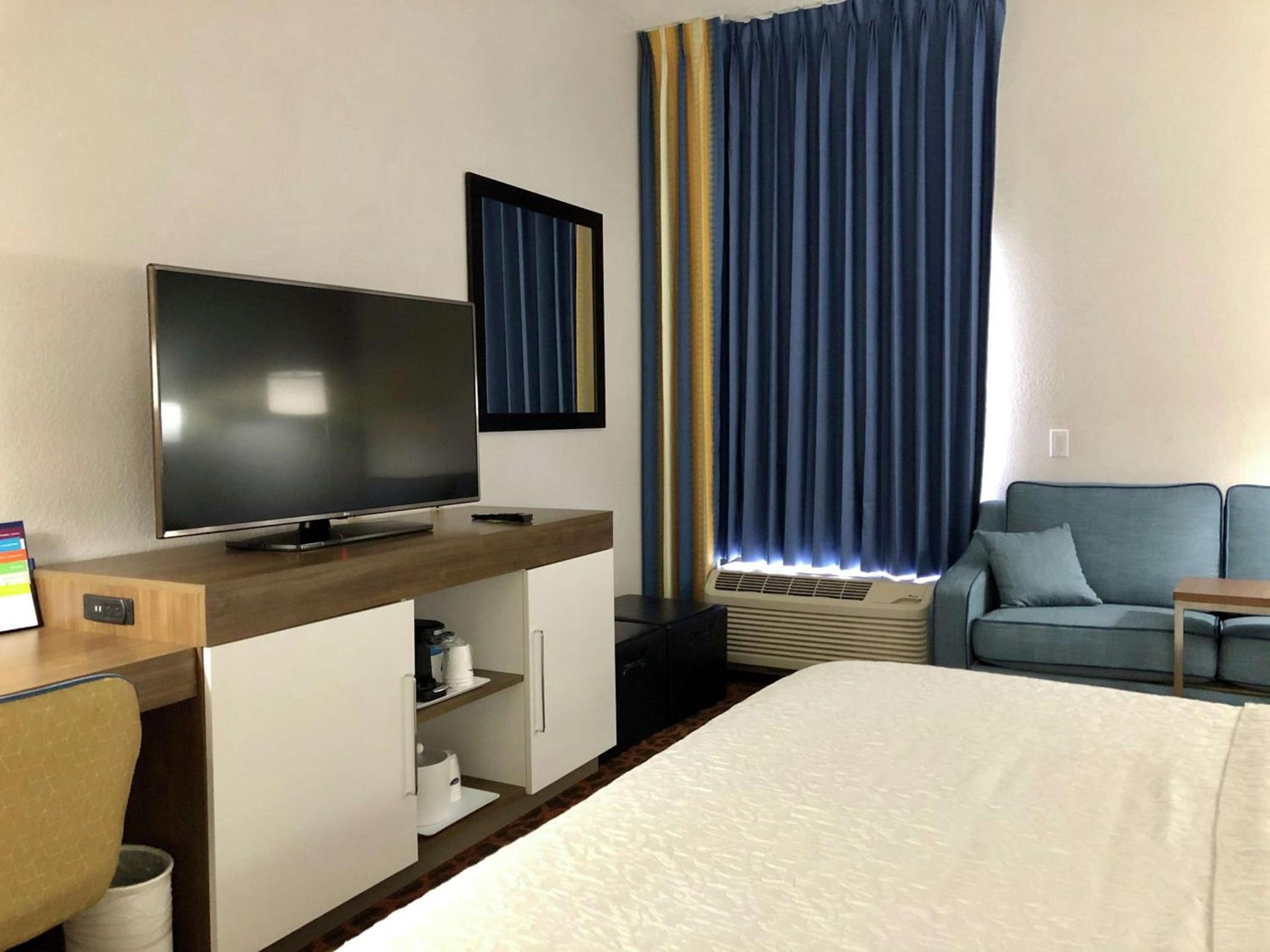Hampton Inn by Hilton Spring Hill photo 4