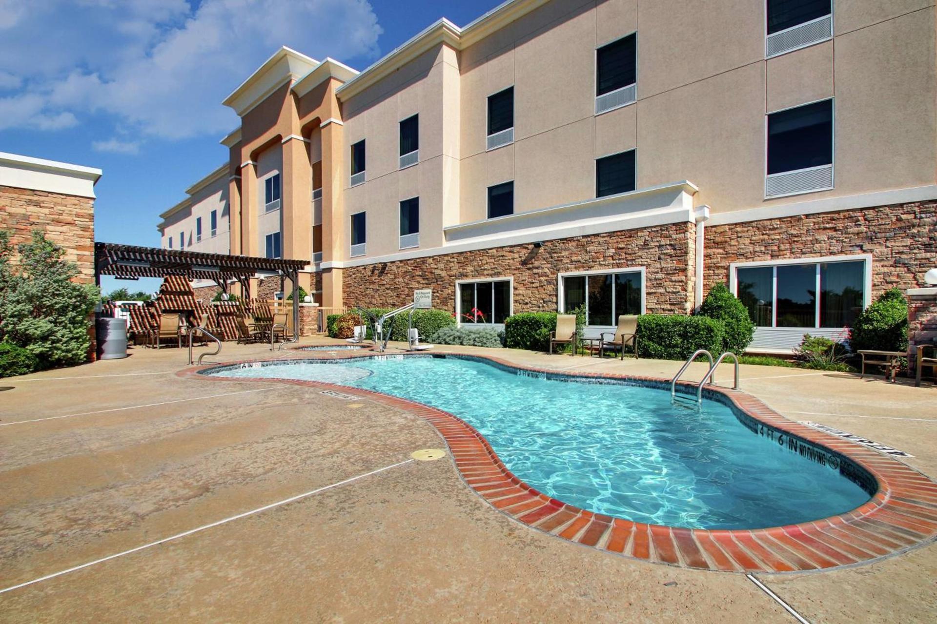 Hampton Inn Vernon photo 9