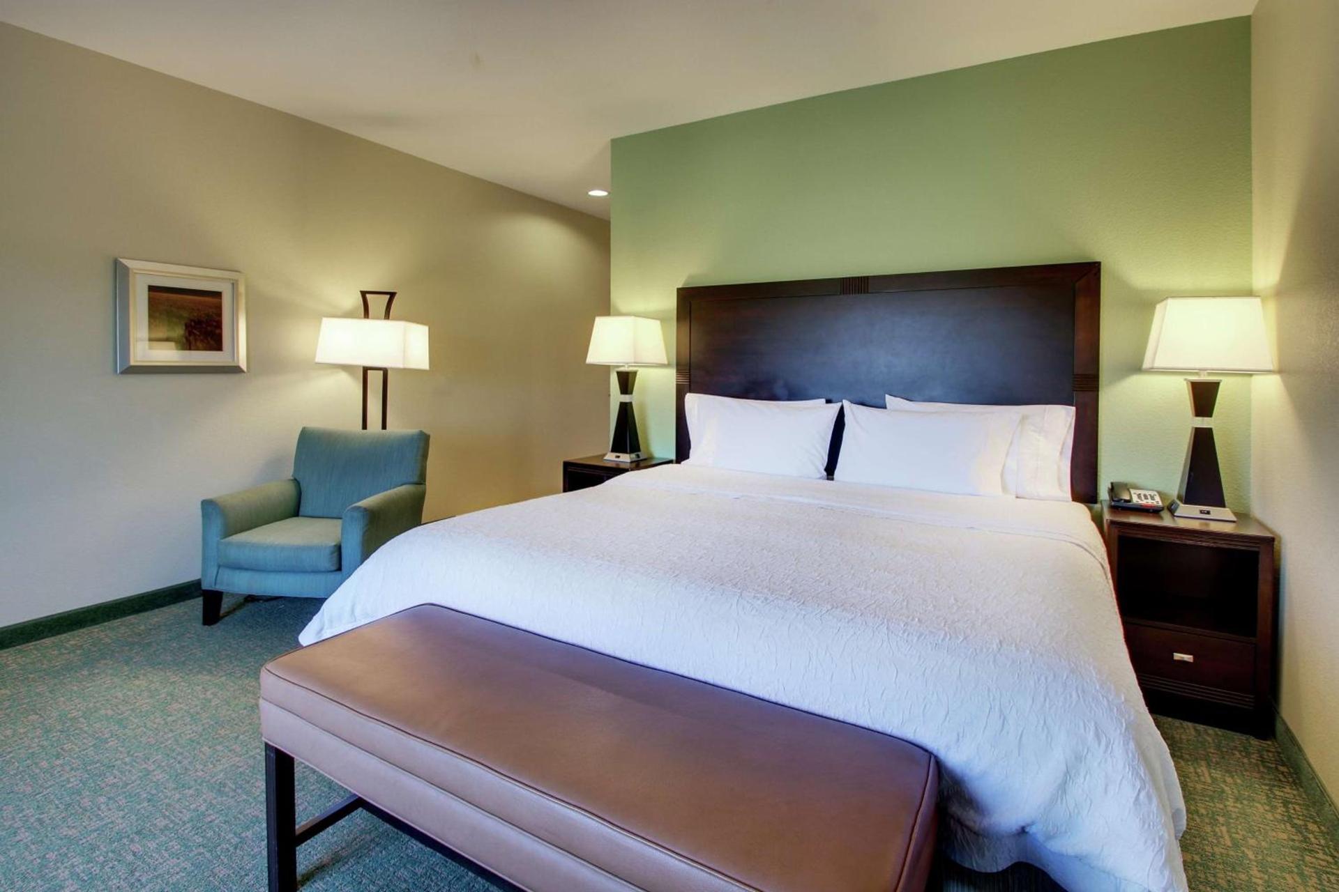 Hampton Inn Vernon photo 20