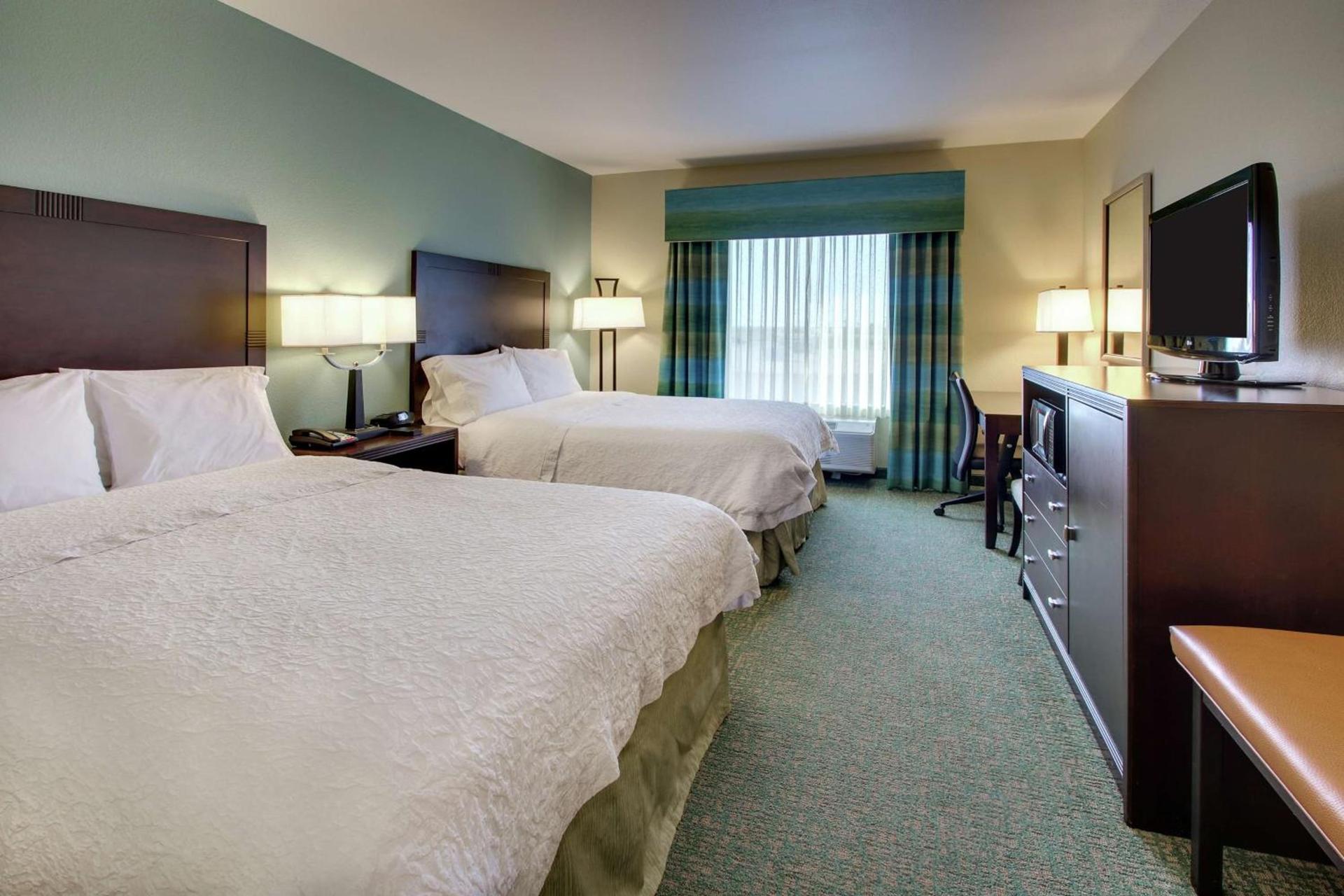 Hampton Inn Vernon photo 23
