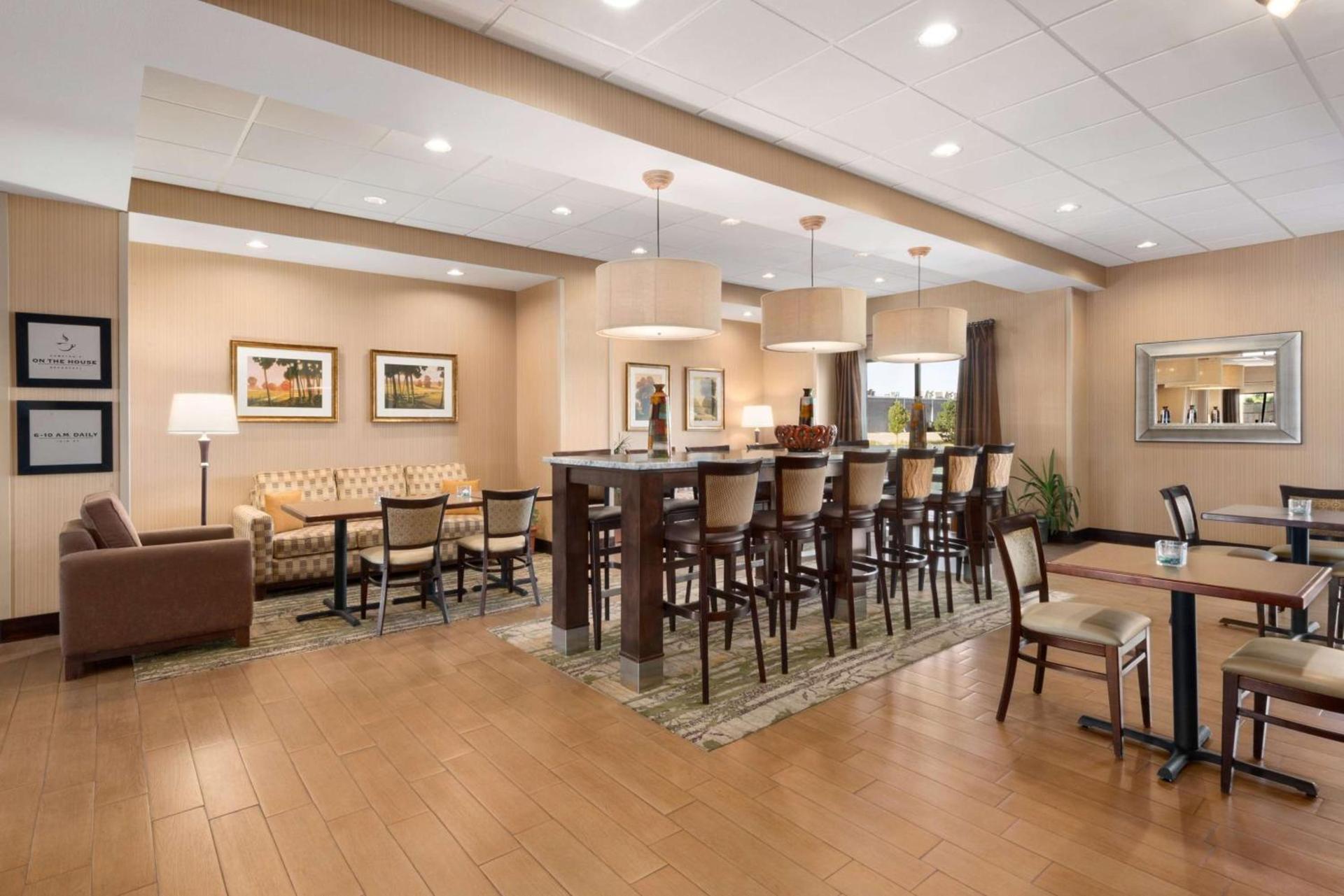 Hampton Inn Spearfish photo 6