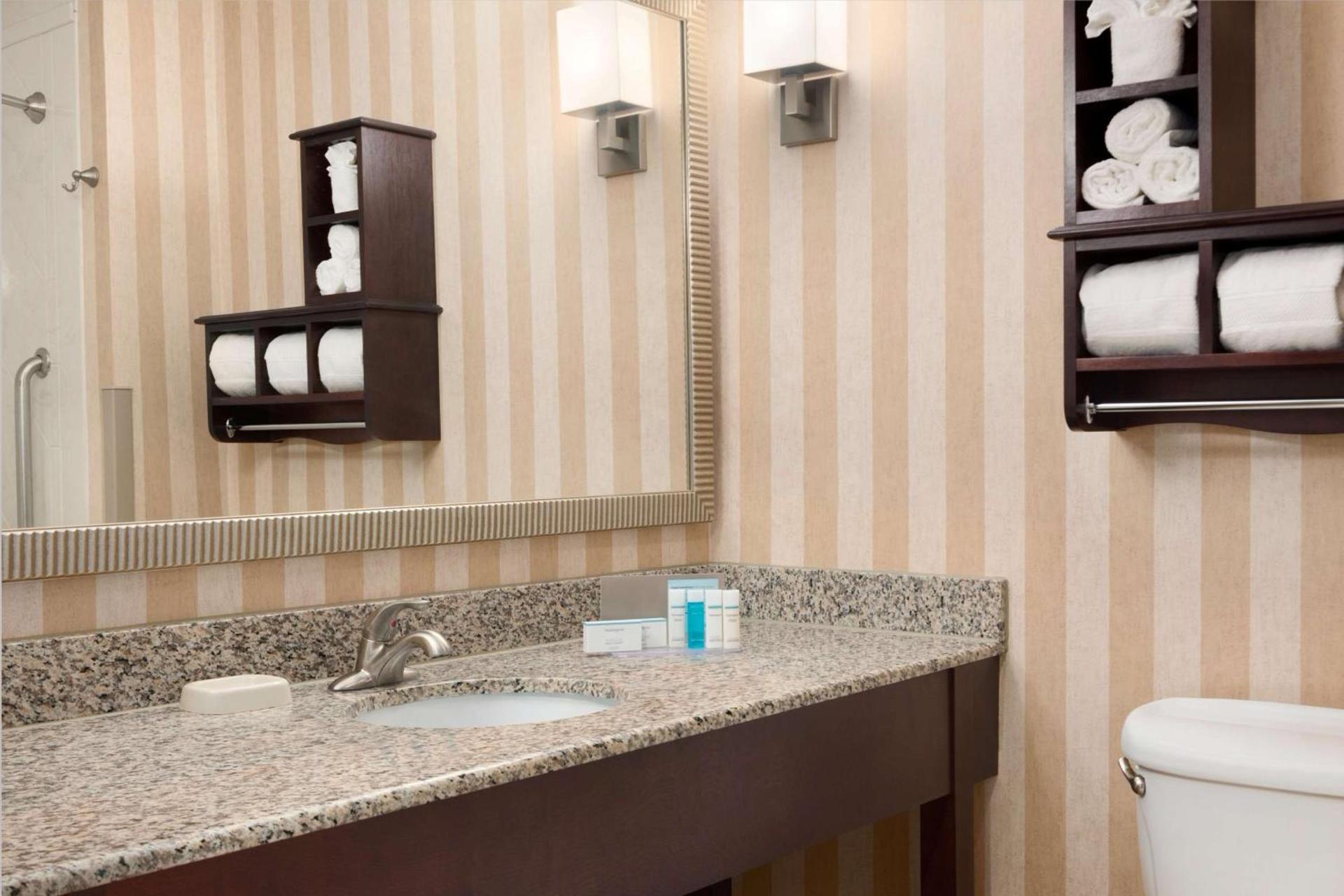 Hampton Inn Spearfish photo 20