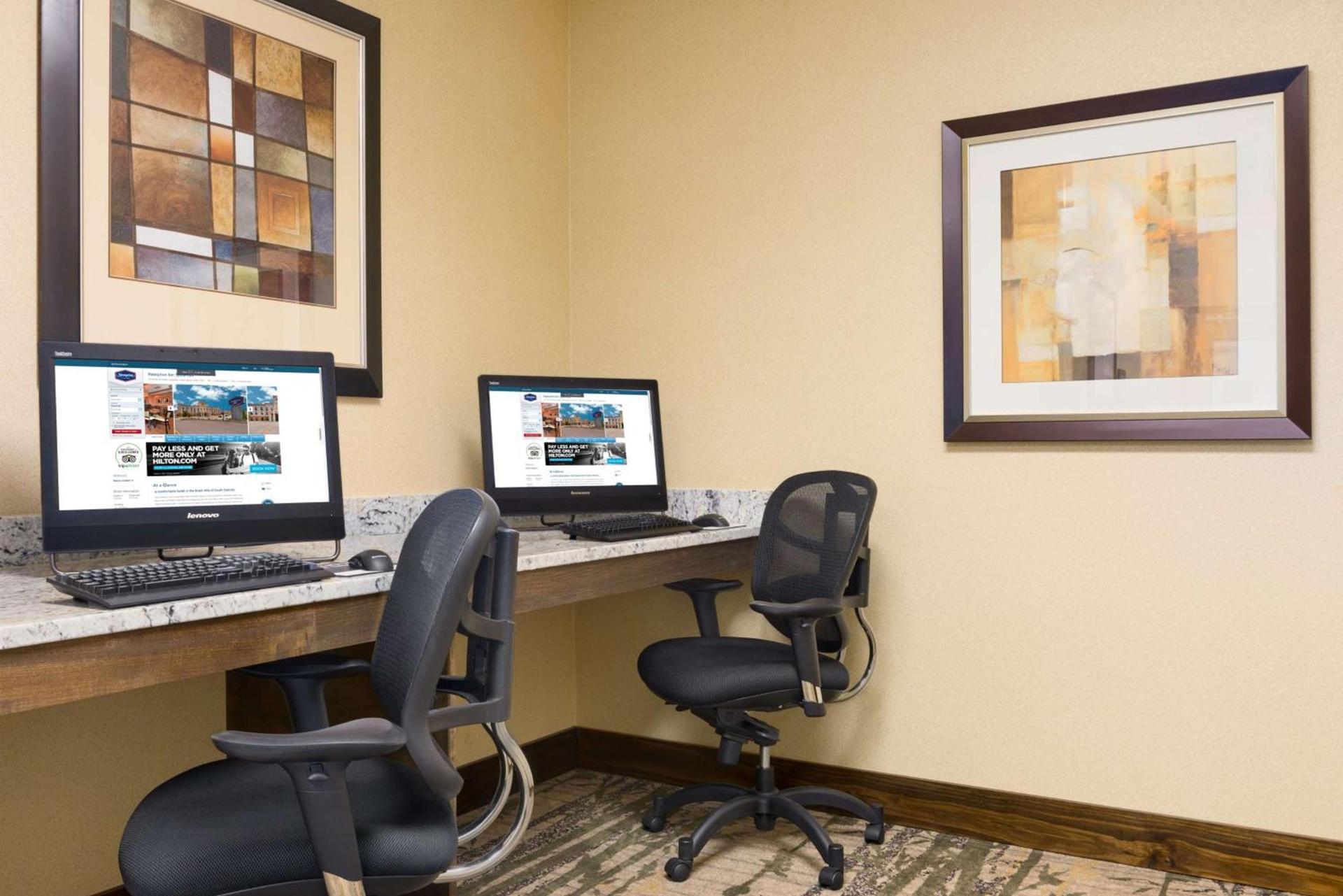 Hampton Inn Spearfish photo 24