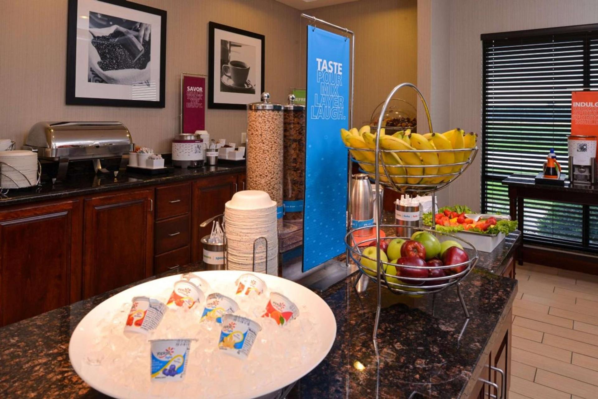 Hampton By Hilton Lincoln photo 12