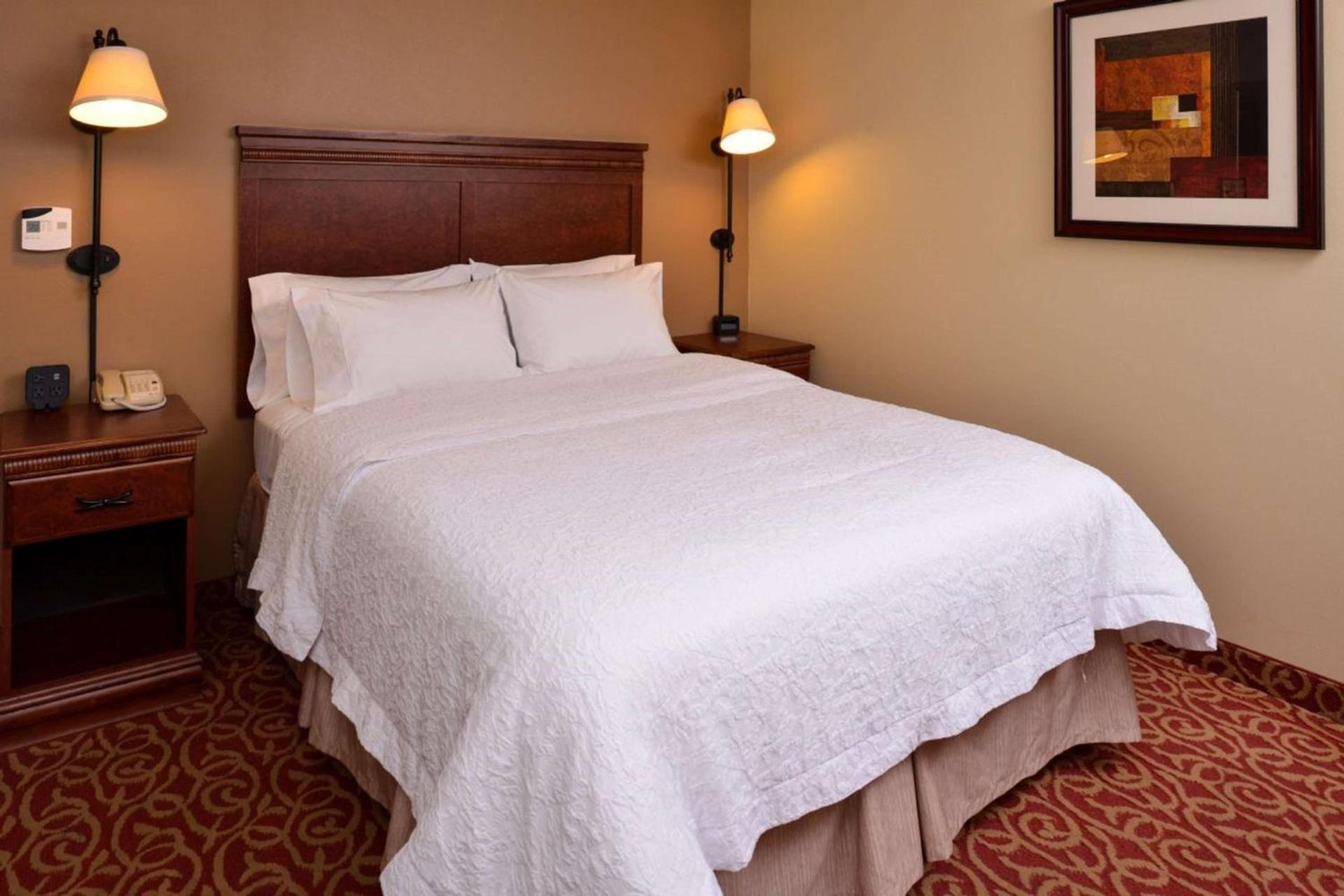 Hampton By Hilton Lincoln photo 35
