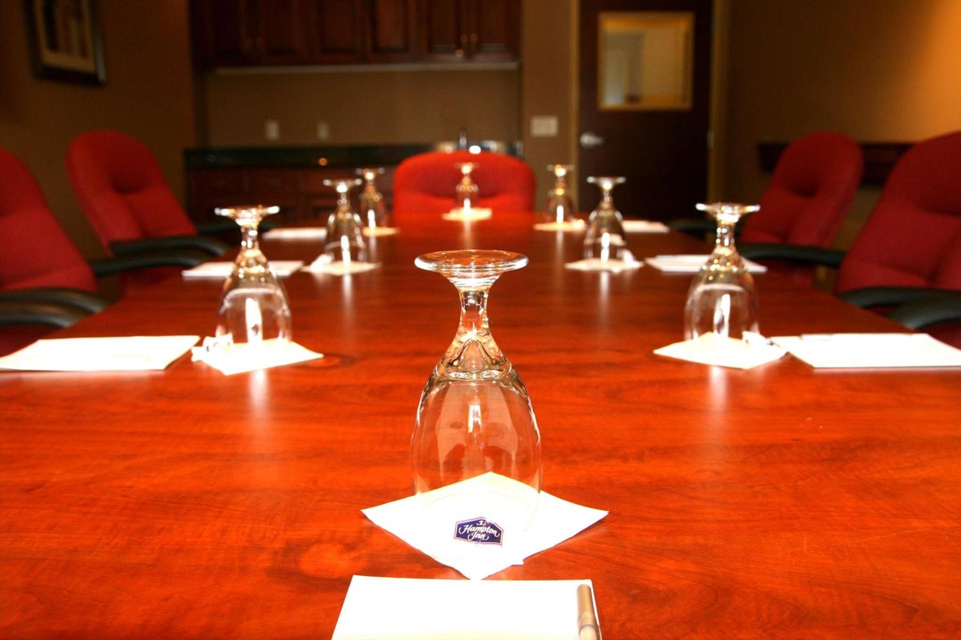 Hampton By Hilton Lincoln photo 41