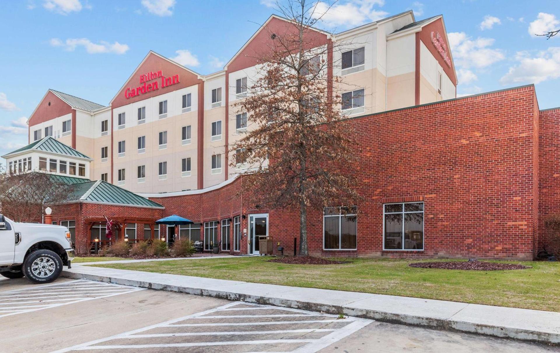 Hilton Garden Inn Starkville photo 6