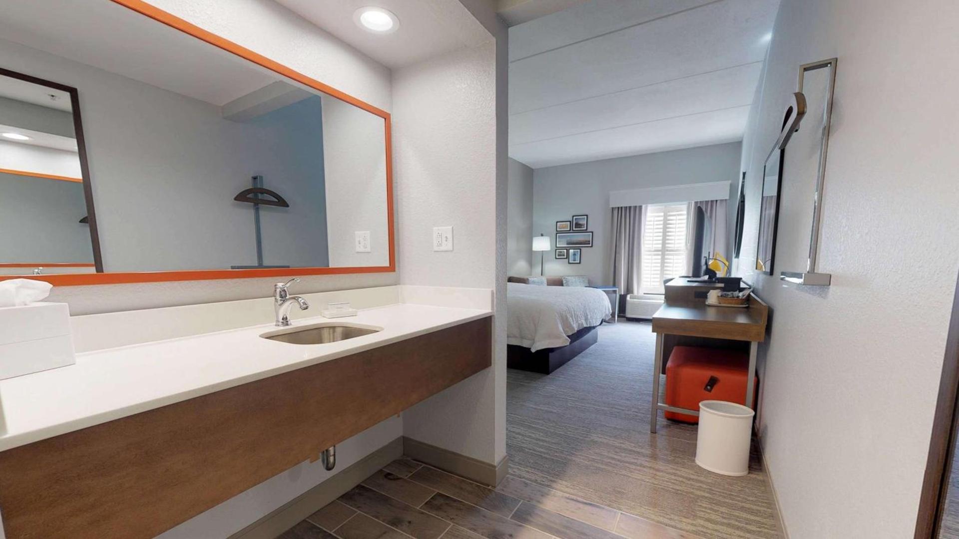 Hampton Inn St. Simons Island photo 17