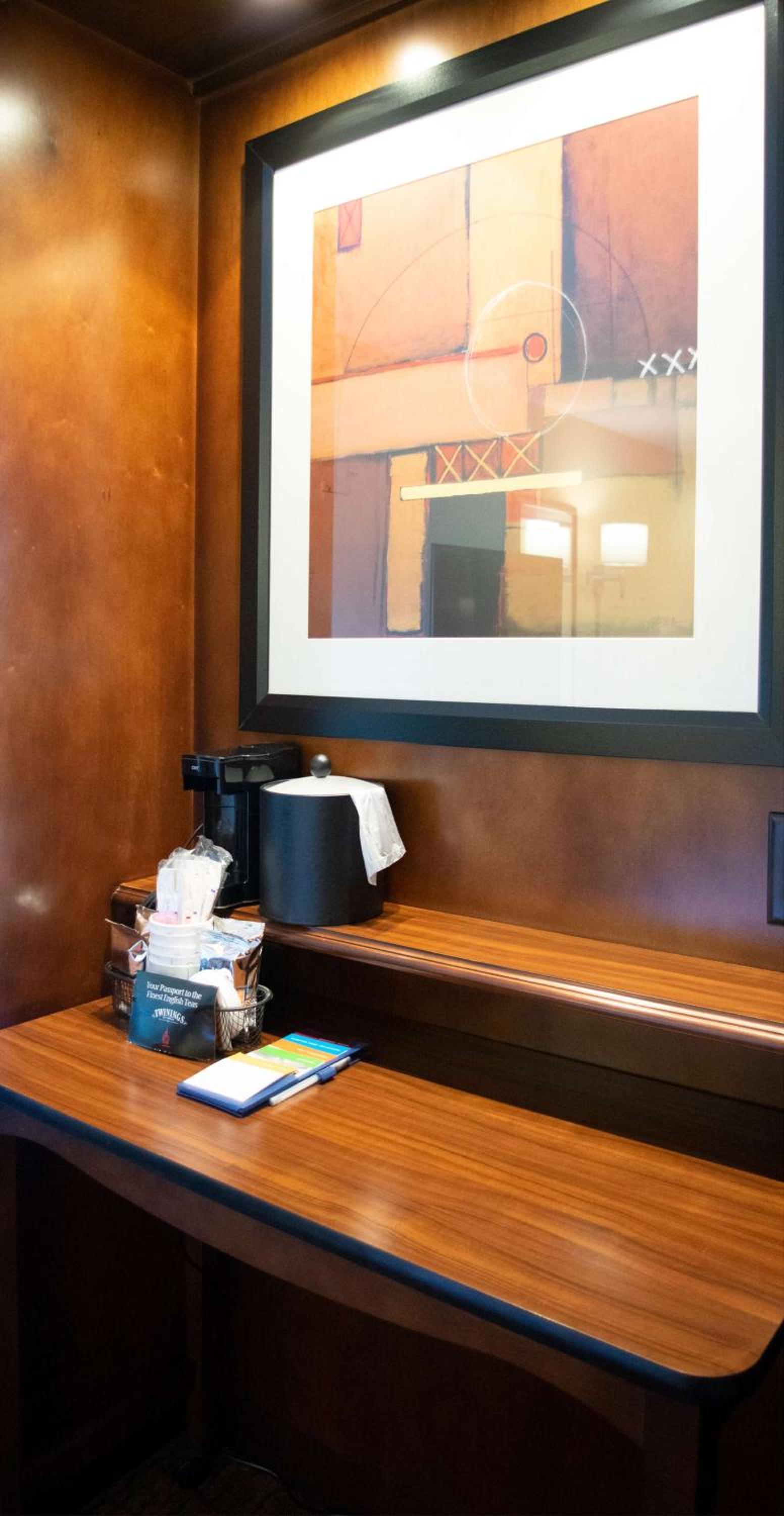 Hampton Inn St. Louis-Chesterfield photo 21