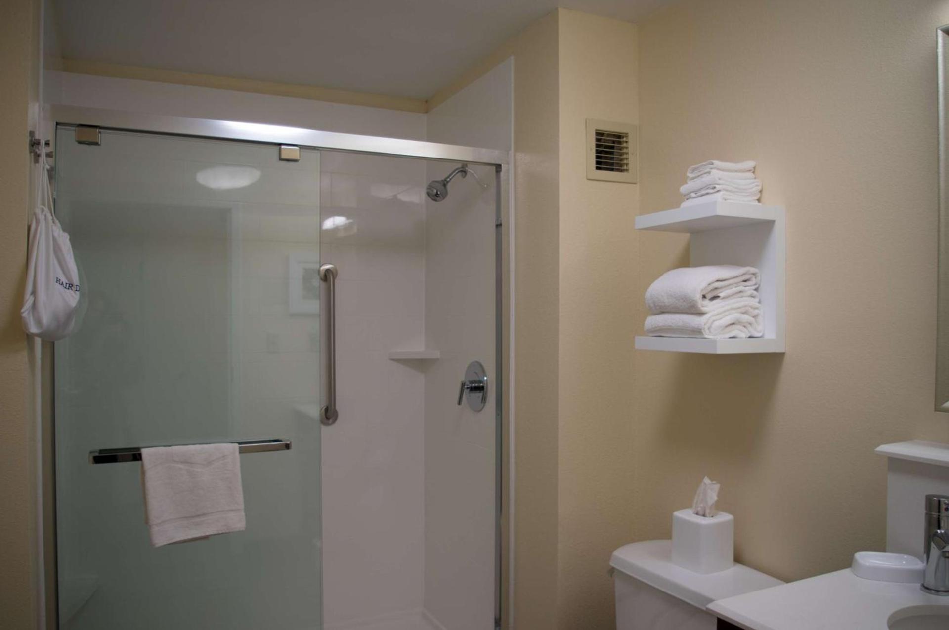 Hampton Inn St. Louis-Chesterfield photo 25