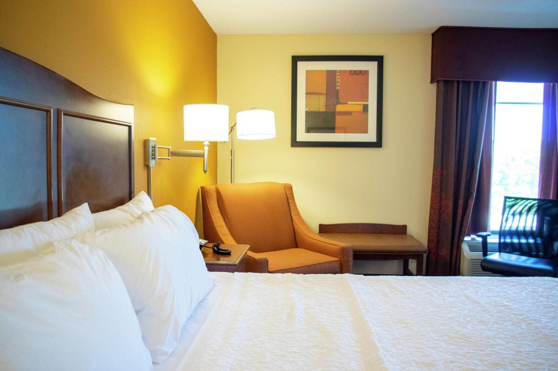 Hampton Inn St. Louis-Chesterfield photo 2