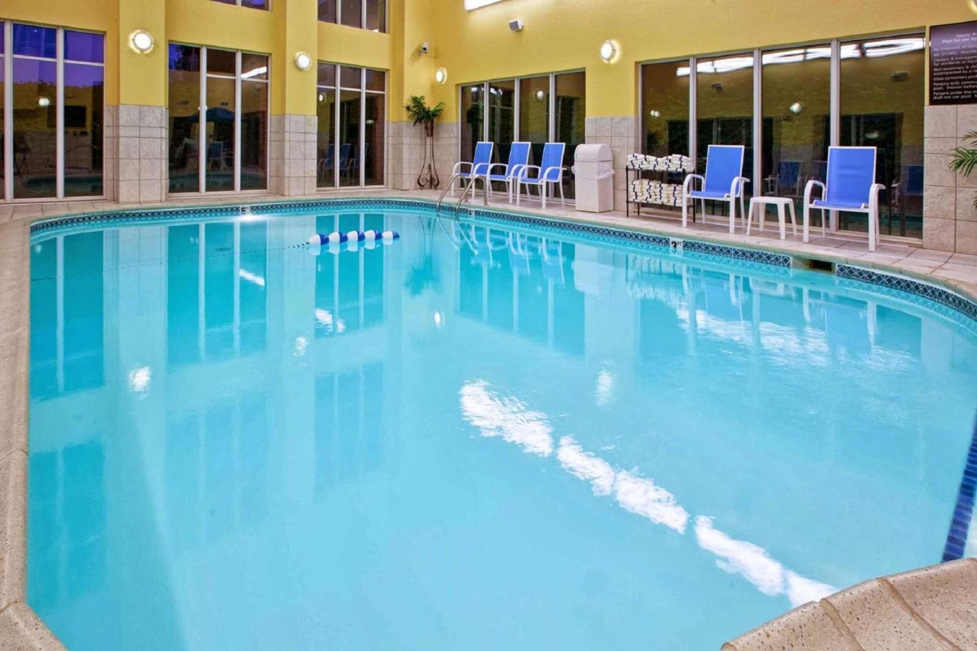 Hampton Inn & Suites Cleveland-Southeast-Streetsboro photo 8